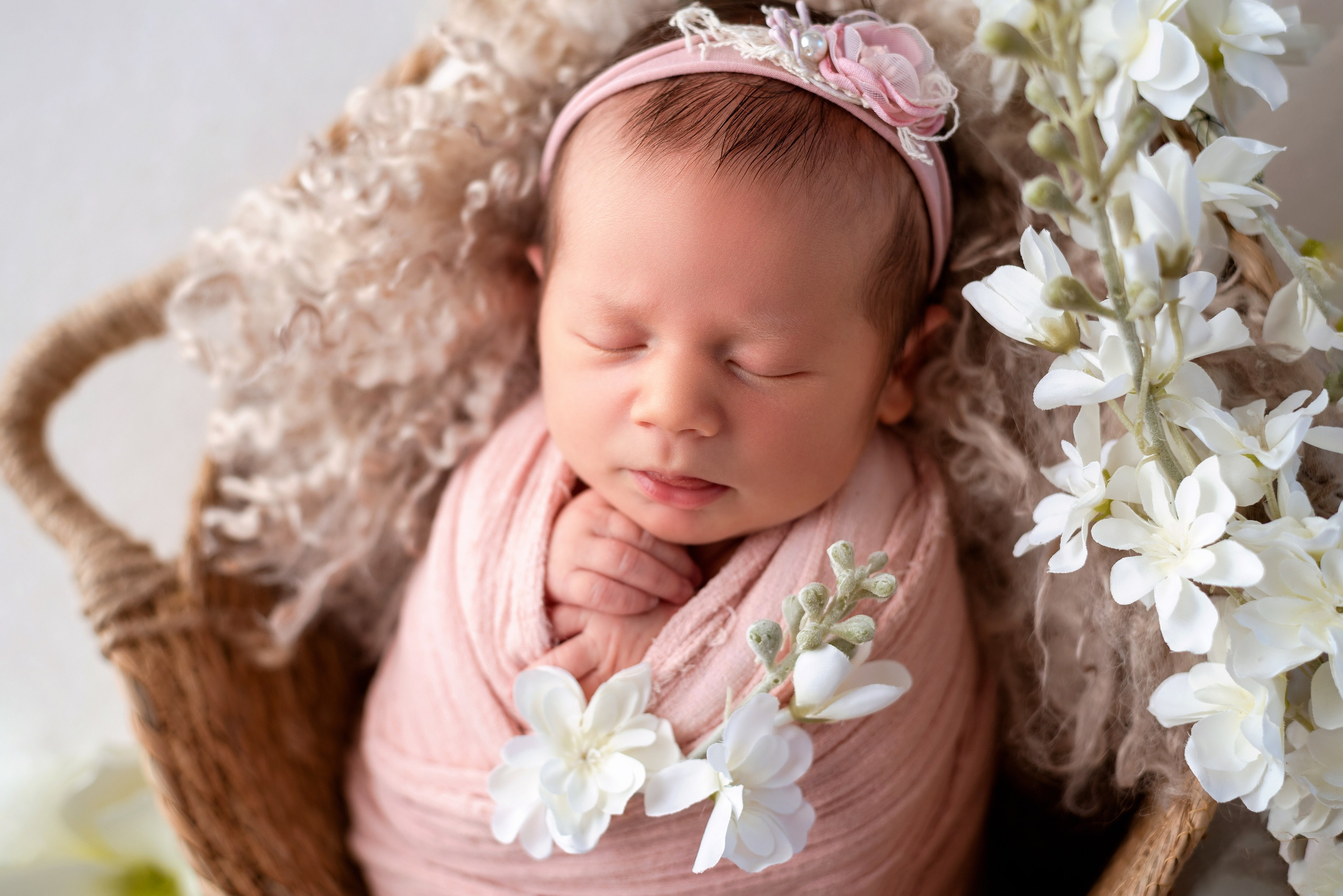 Фотограф новорожденных в городе Екатеринбург, Дегтярск, Ревда newborn. Фотограф новорожденных в Екатеринбурге Анастасия Карманова