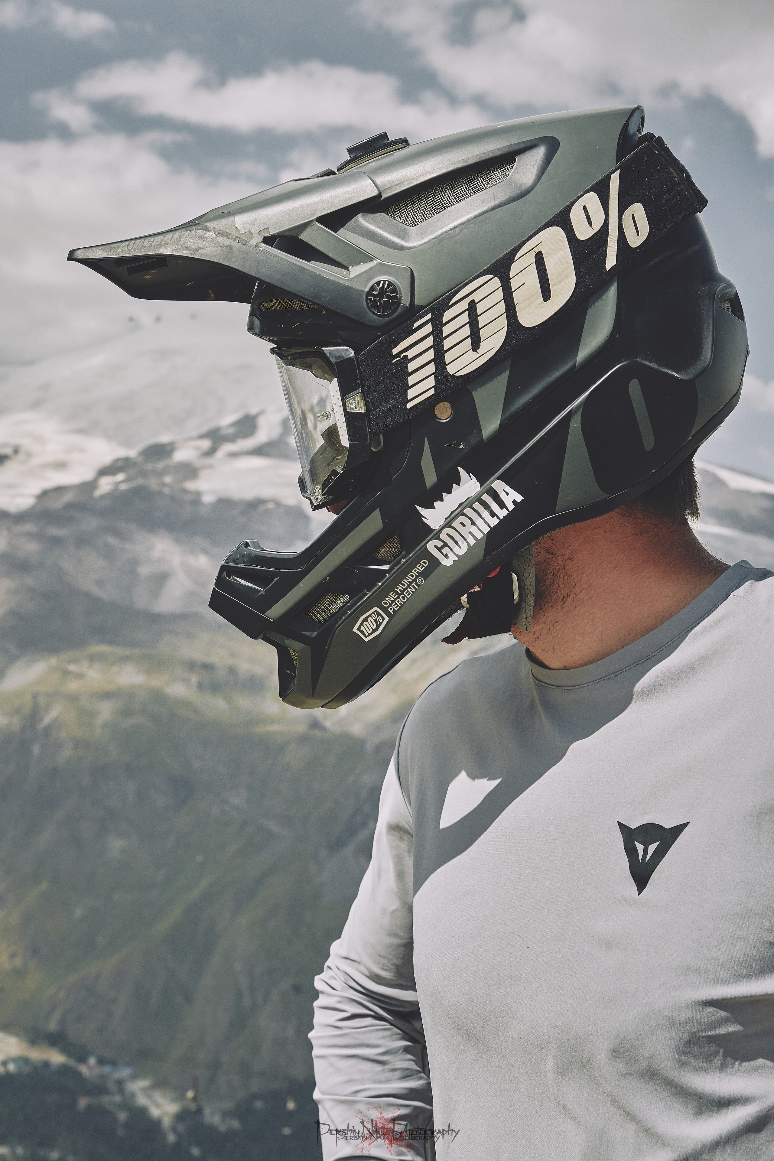 Лето. Горный фотограф на Кавказе Никита Першин