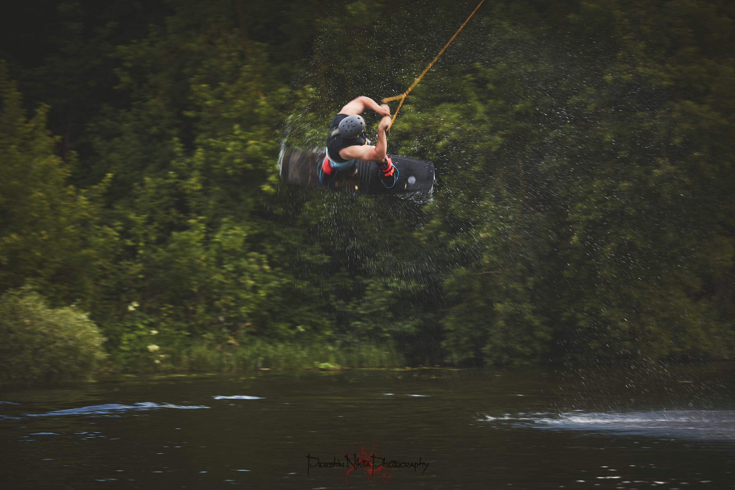 Лето. Горный фотограф на Кавказе Никита Першин