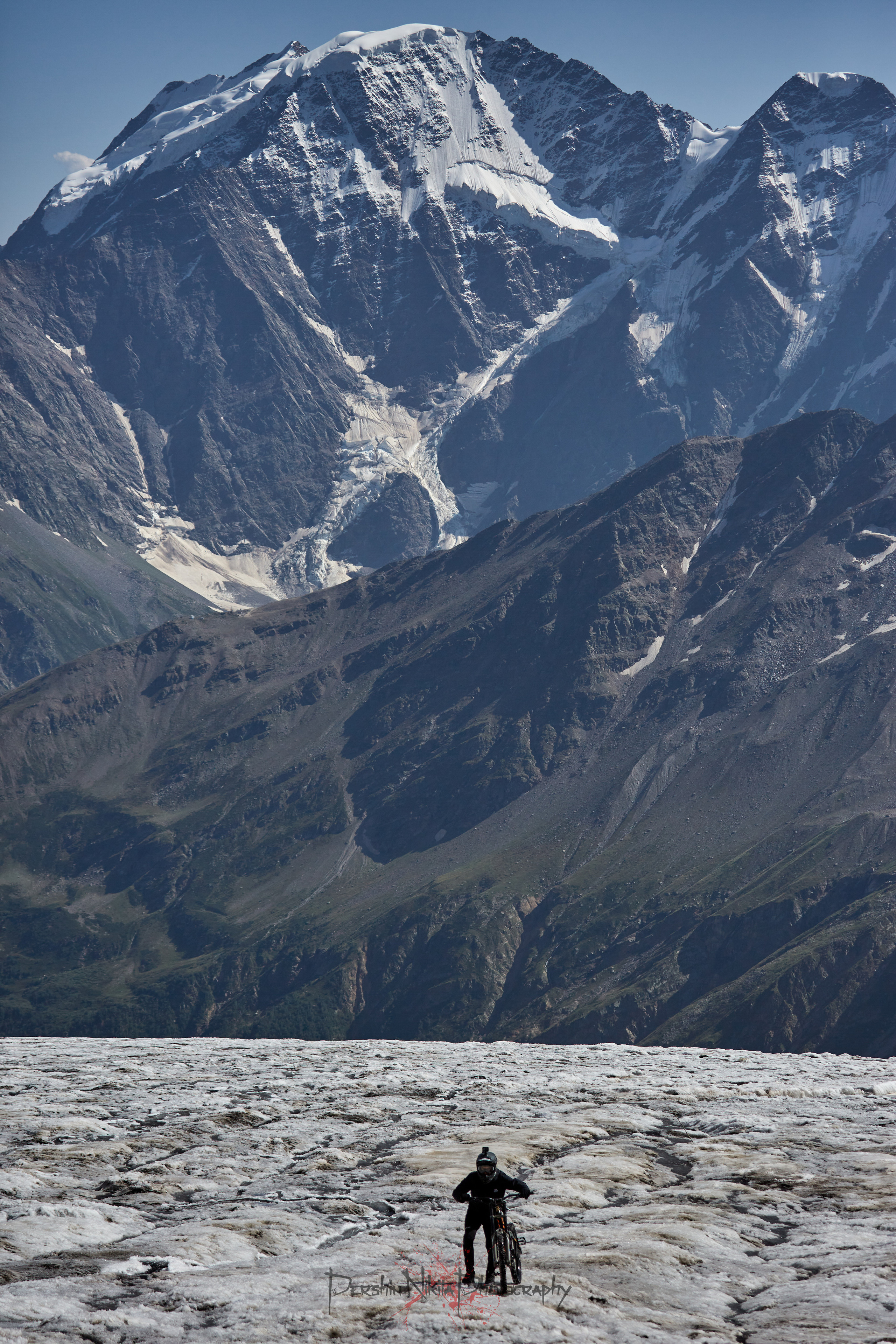 Лето. Горный фотограф на Кавказе Никита Першин