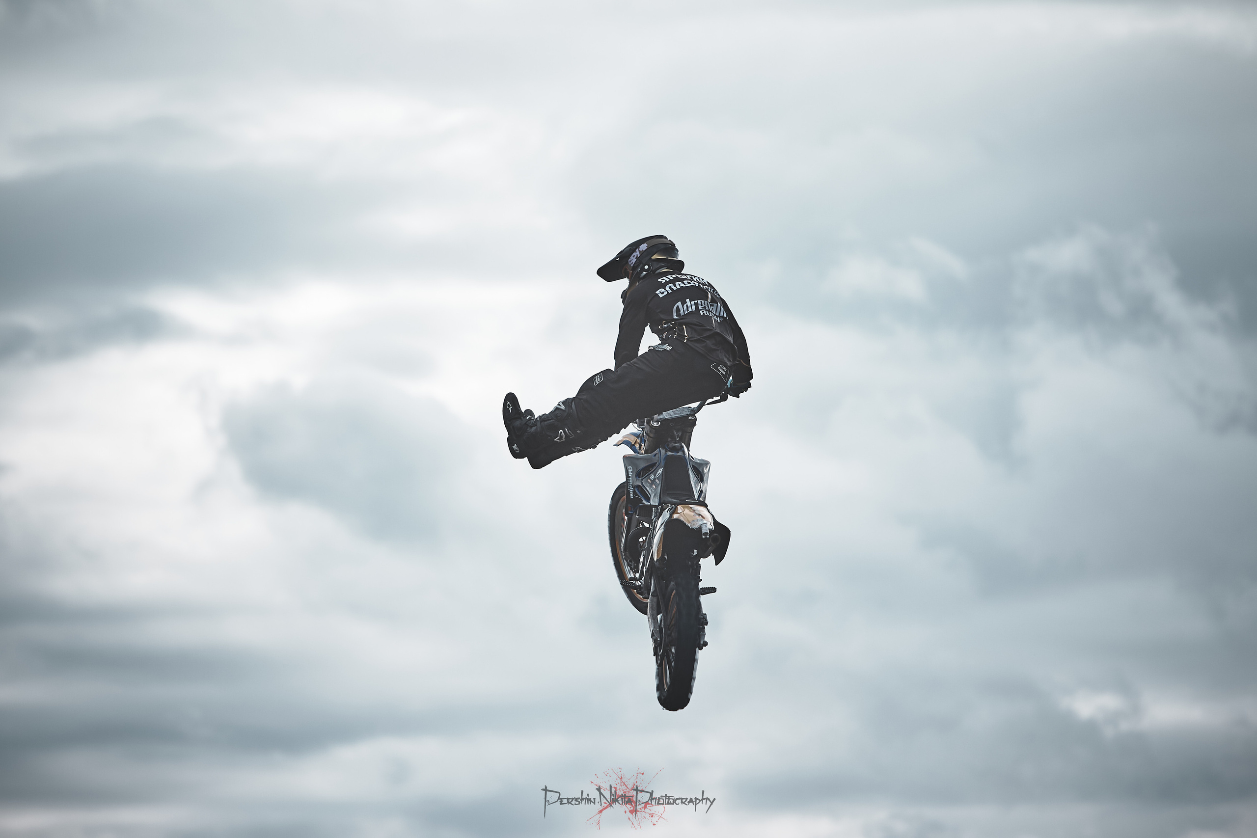 Лето. Горный фотограф на Кавказе Никита Першин