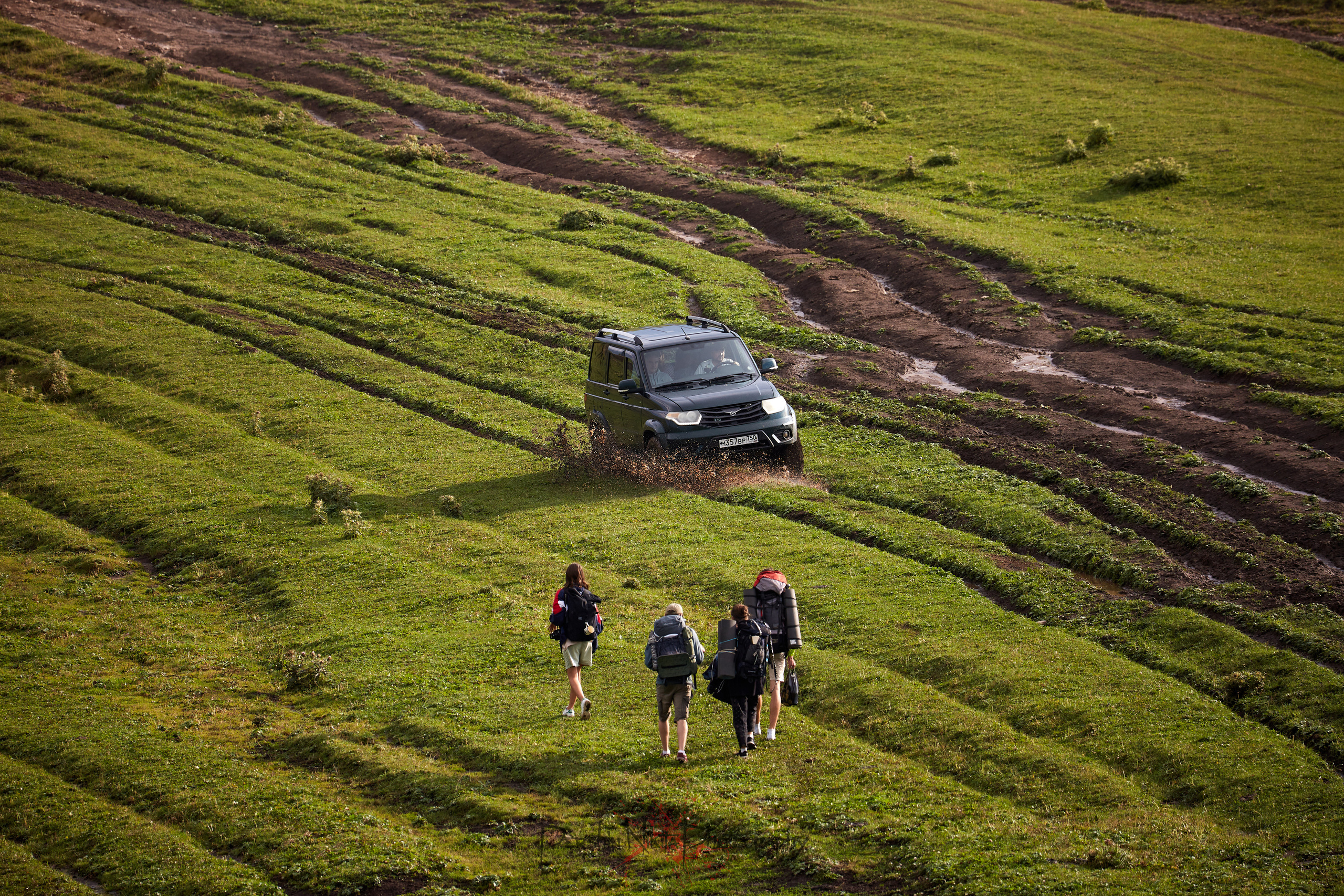 Лето. Горный фотограф на Кавказе Никита Першин