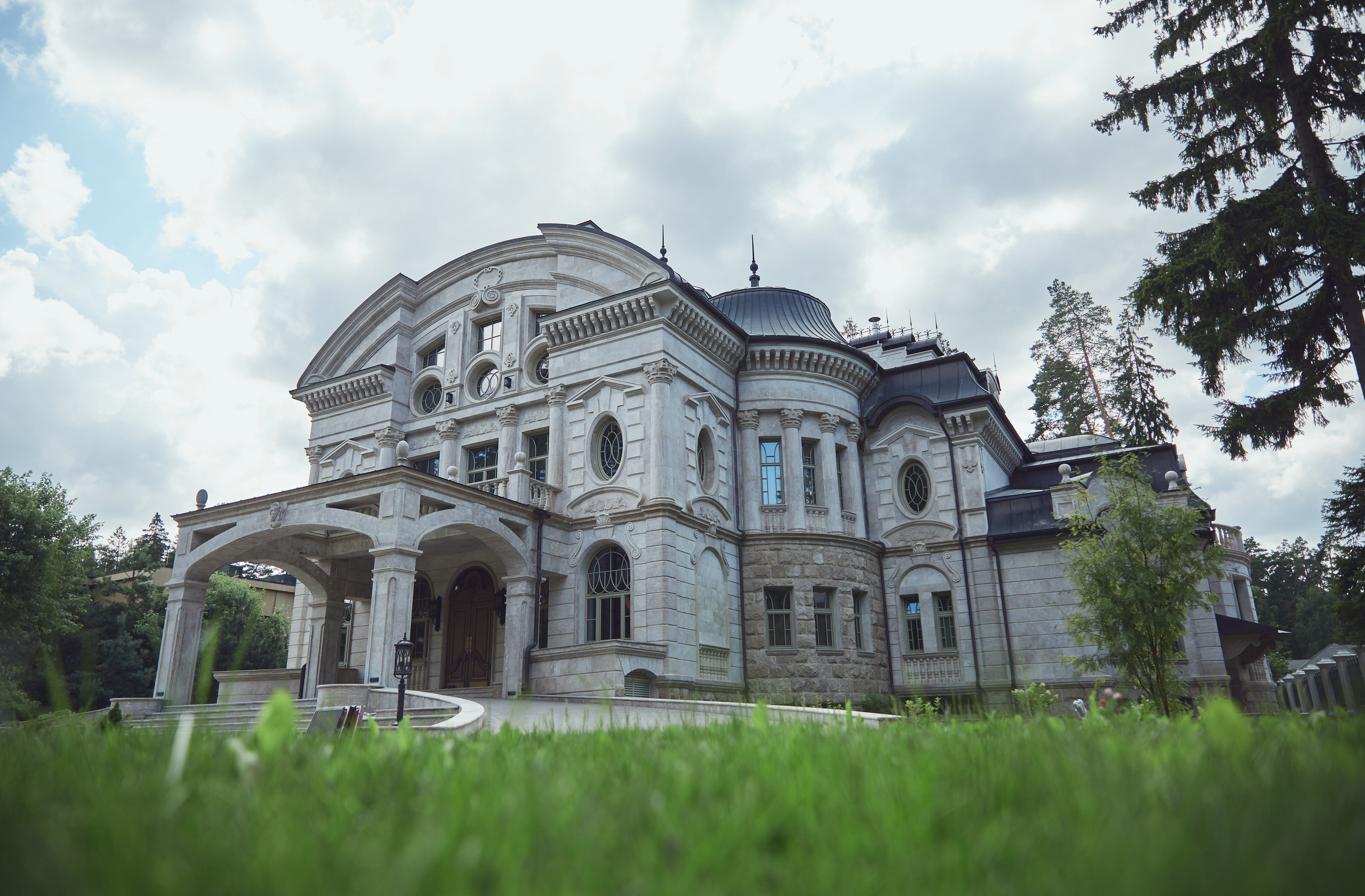 Интерьер. Горный фотограф на Кавказе Никита Першин