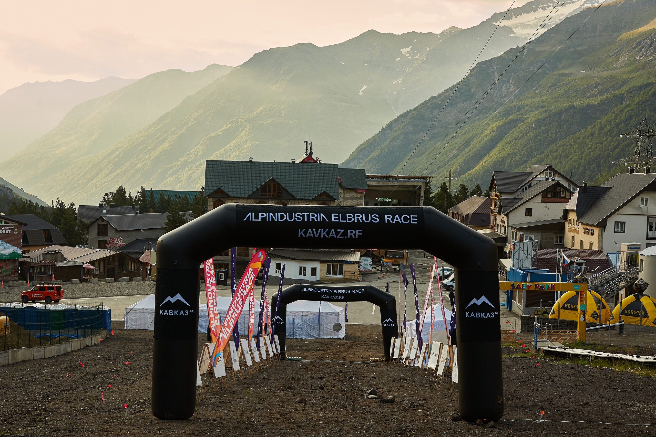 Alpindustria Trail Series. Горный фотограф на Кавказе Никита Першин