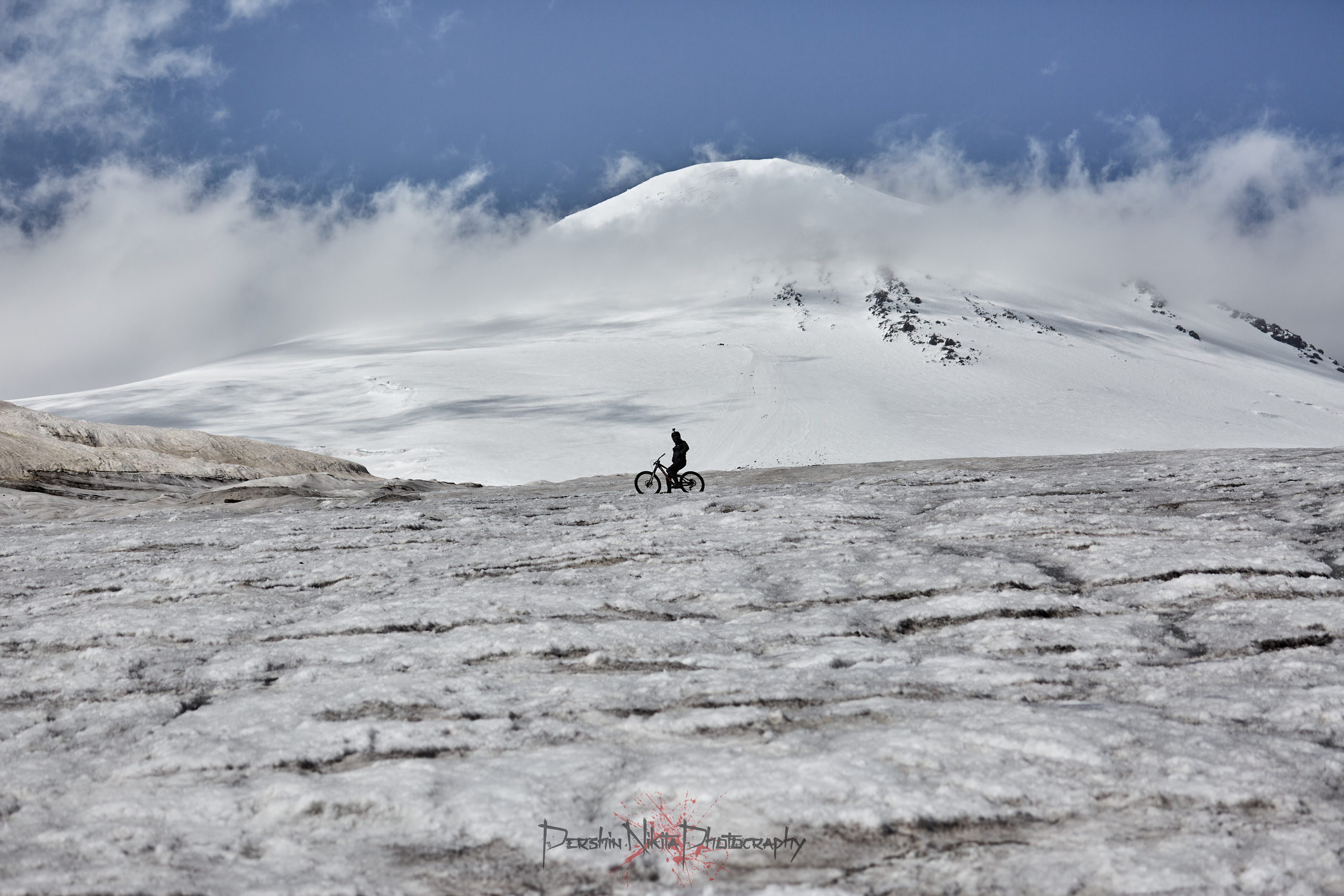 Лето. Горный фотограф на Кавказе Никита Першин