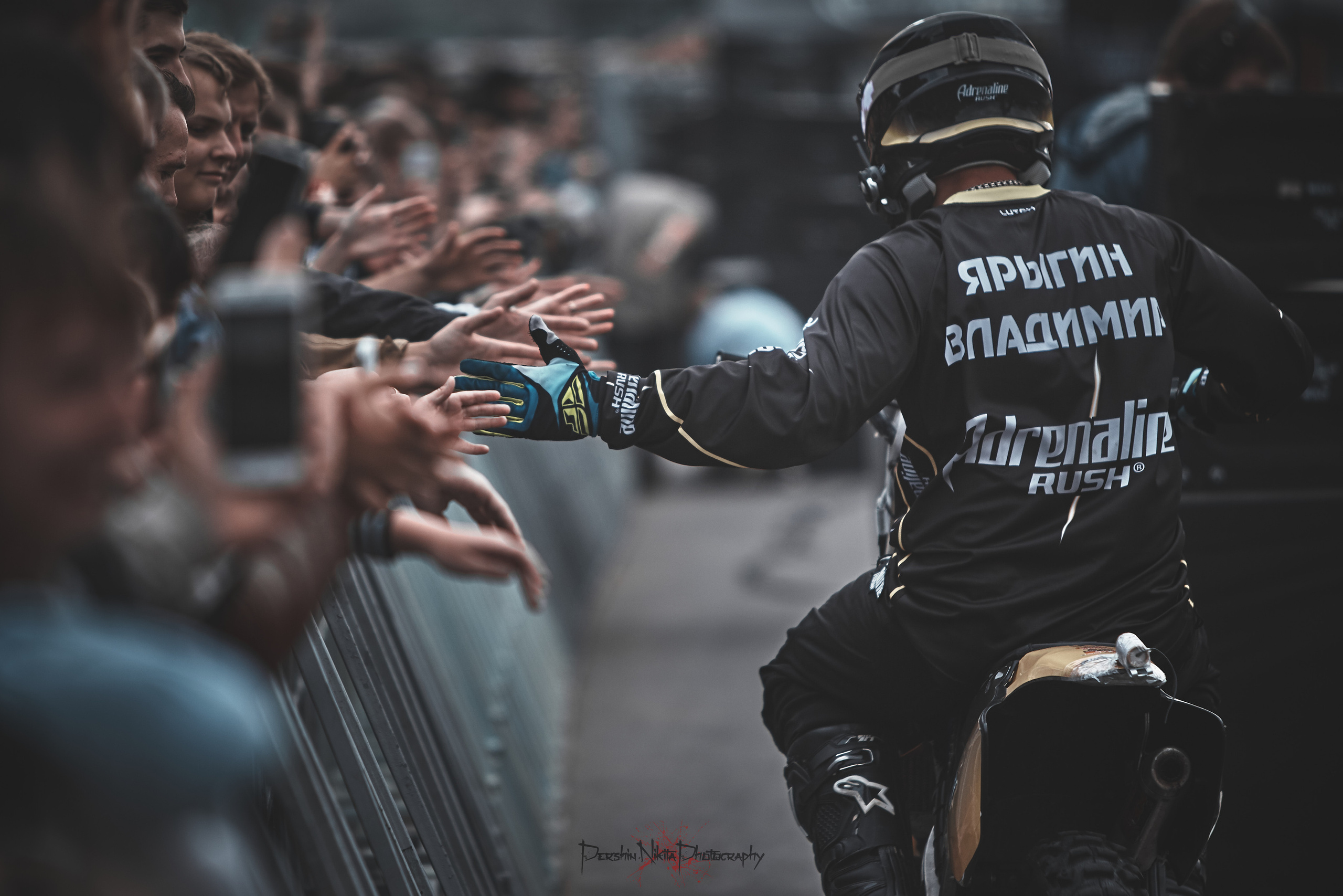 Лето. Горный фотограф на Кавказе Никита Першин