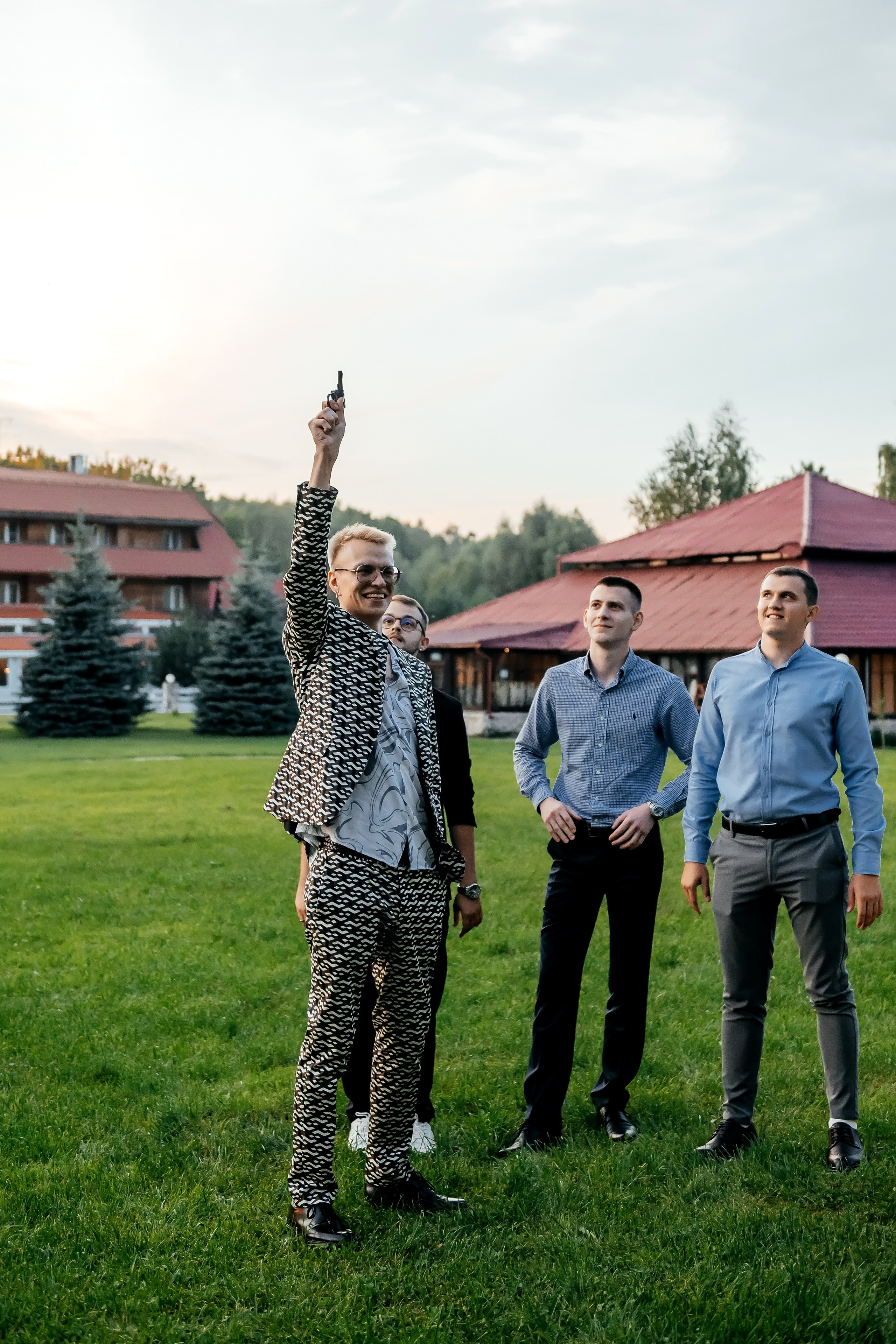 Медвежьи озера и любовь. Свадебная фотоистория. Свадебный и семейный фотограф Виктория Носачёва. Щелково, Москва и МО