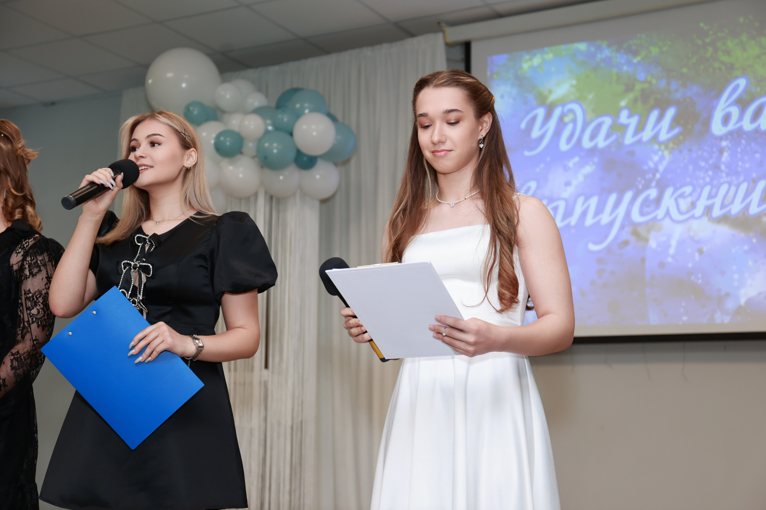 Вручение аттестатов СОШ 42 (2025г). Детский семейный фотограф Краснодар