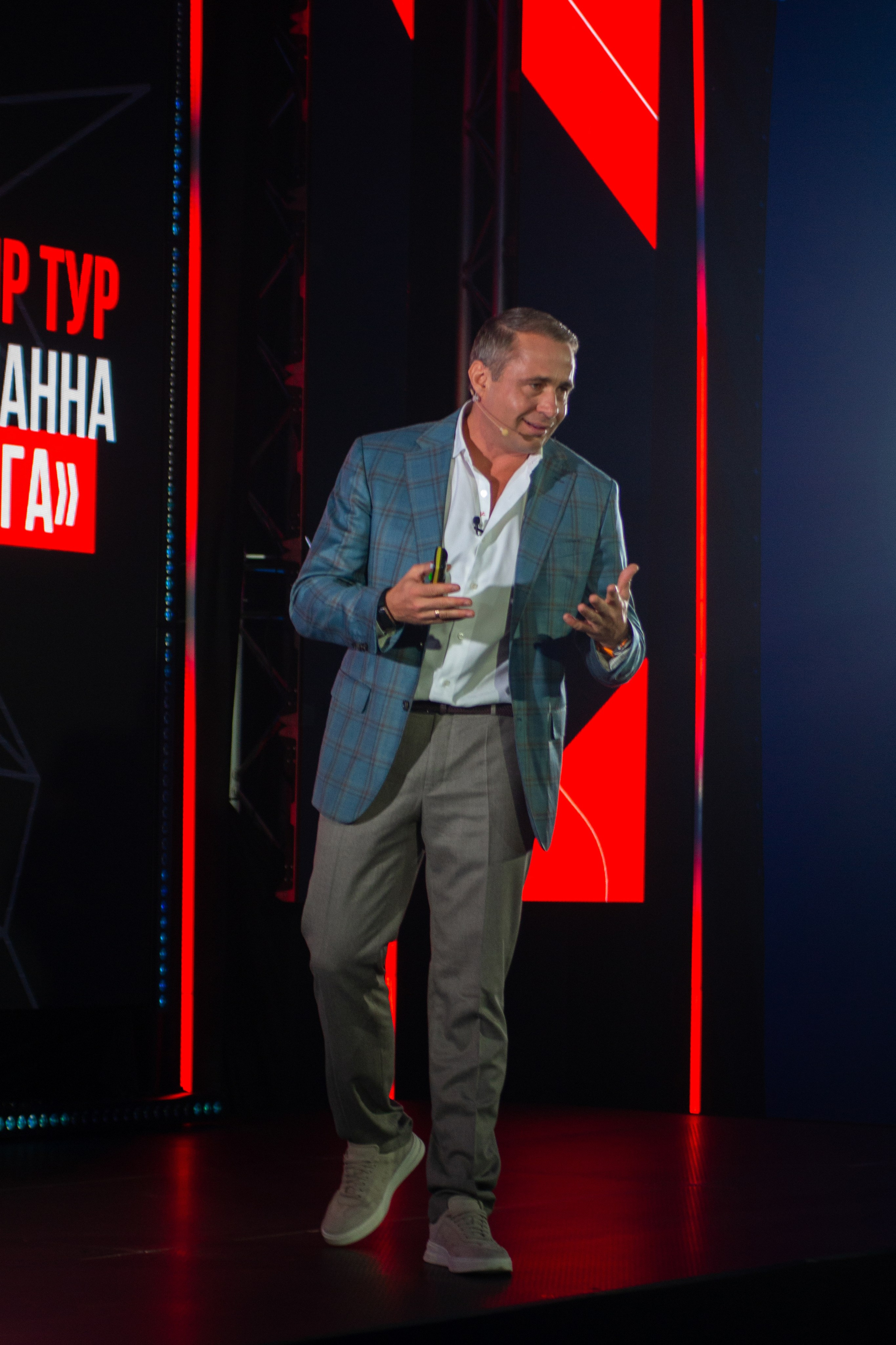 Тур Оскара Хартманна «Охота за единорогами». Дарья Терещук — репортажный фотограф в Минске