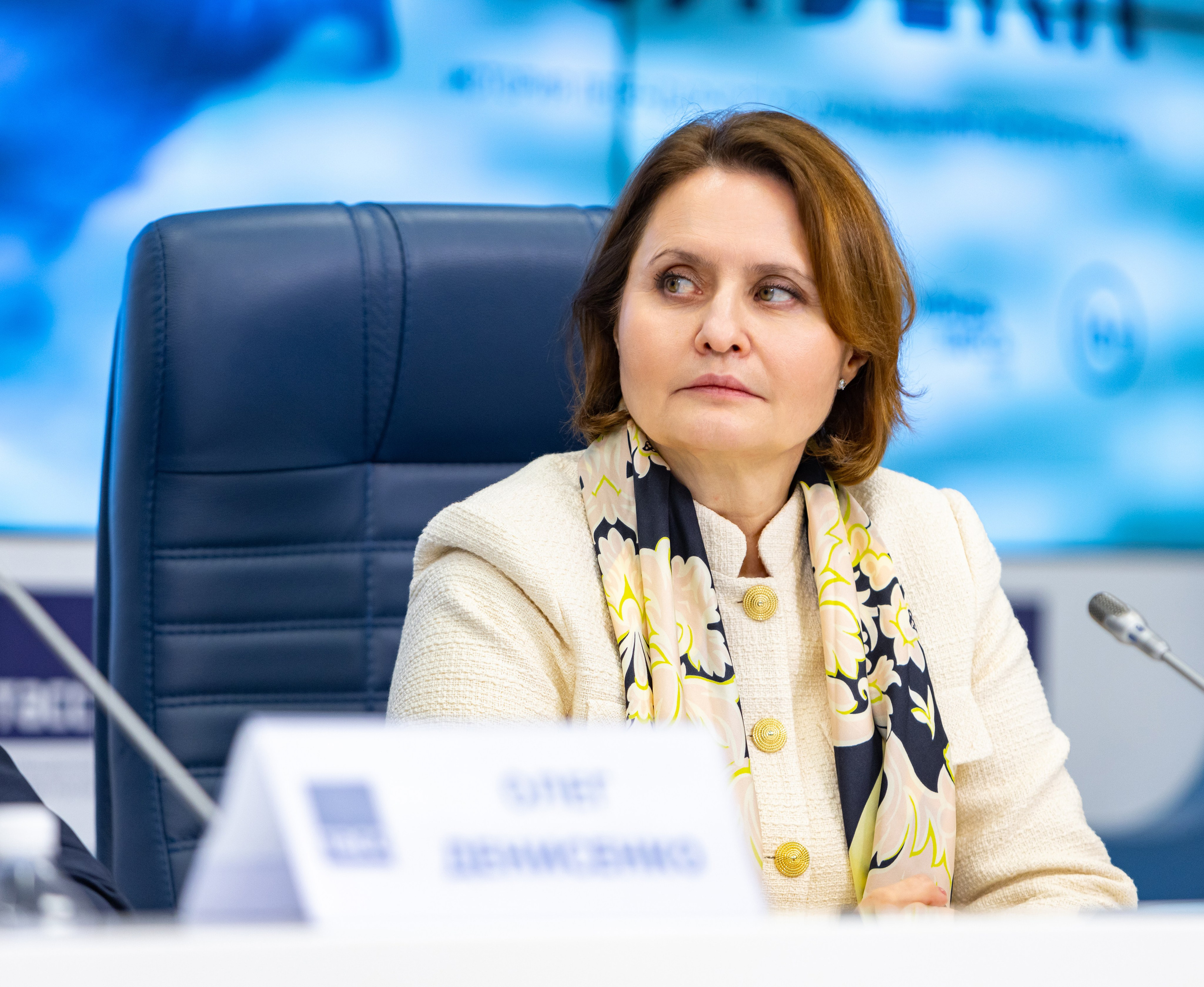 ГРУППА «АЛЬФА». ПЕРВЫЕ ПОЛВЕКА. Пресс-конференция в стенах ТАСС. Фотостудия в Москве LUXARTPHOTO