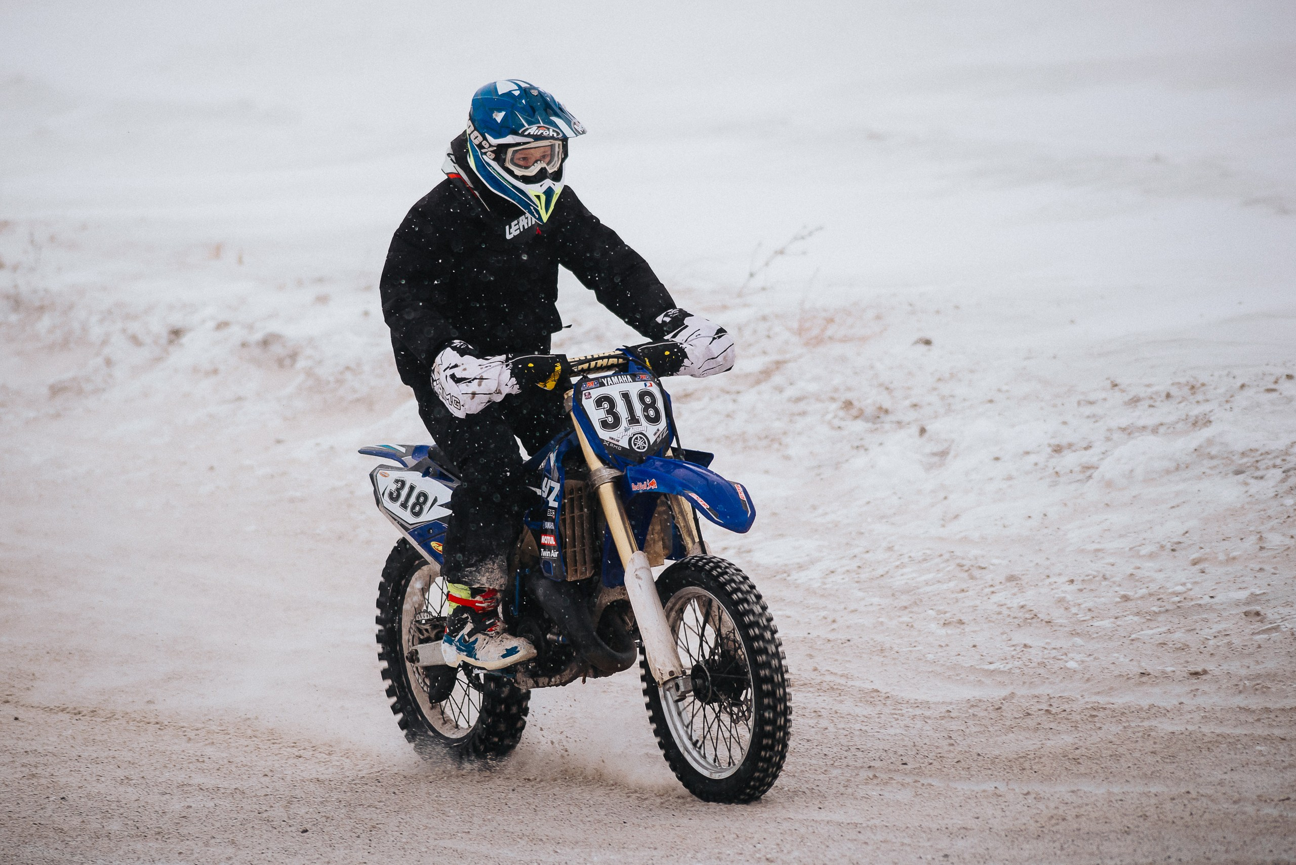 29.12.2024 — Праздничная тренировка на мотоциклетной трассе Люскус. Репортажный фотограф в Кемерово