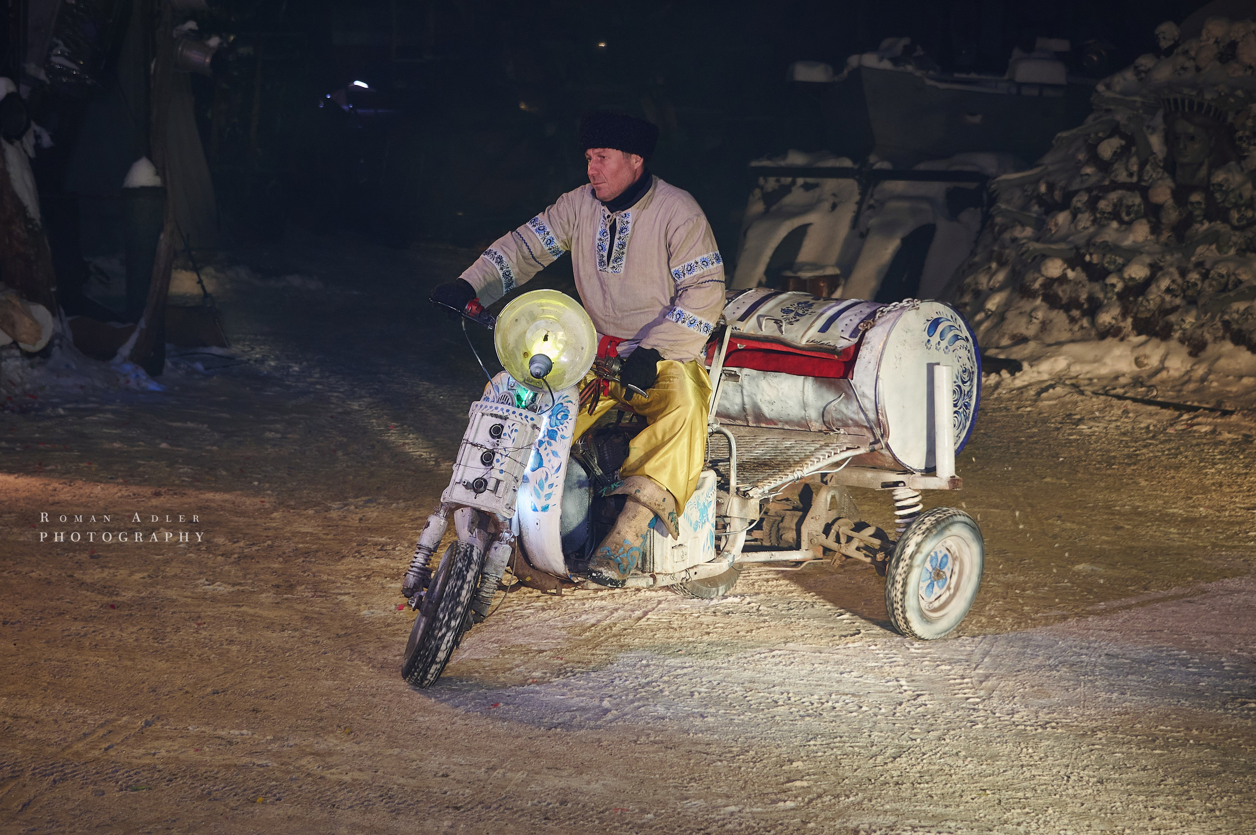 Новогодняя сказка от Ночных волков. Фотограф Роман Адлер