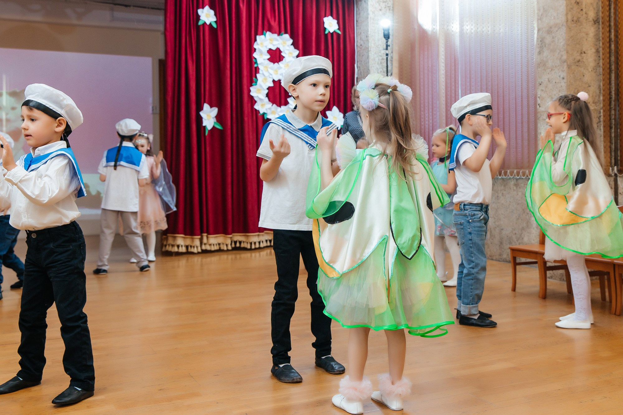 Детский сад № 93 — Утренник (10.03.2023). Свадебный и семейный фотограф Крамар Наталья