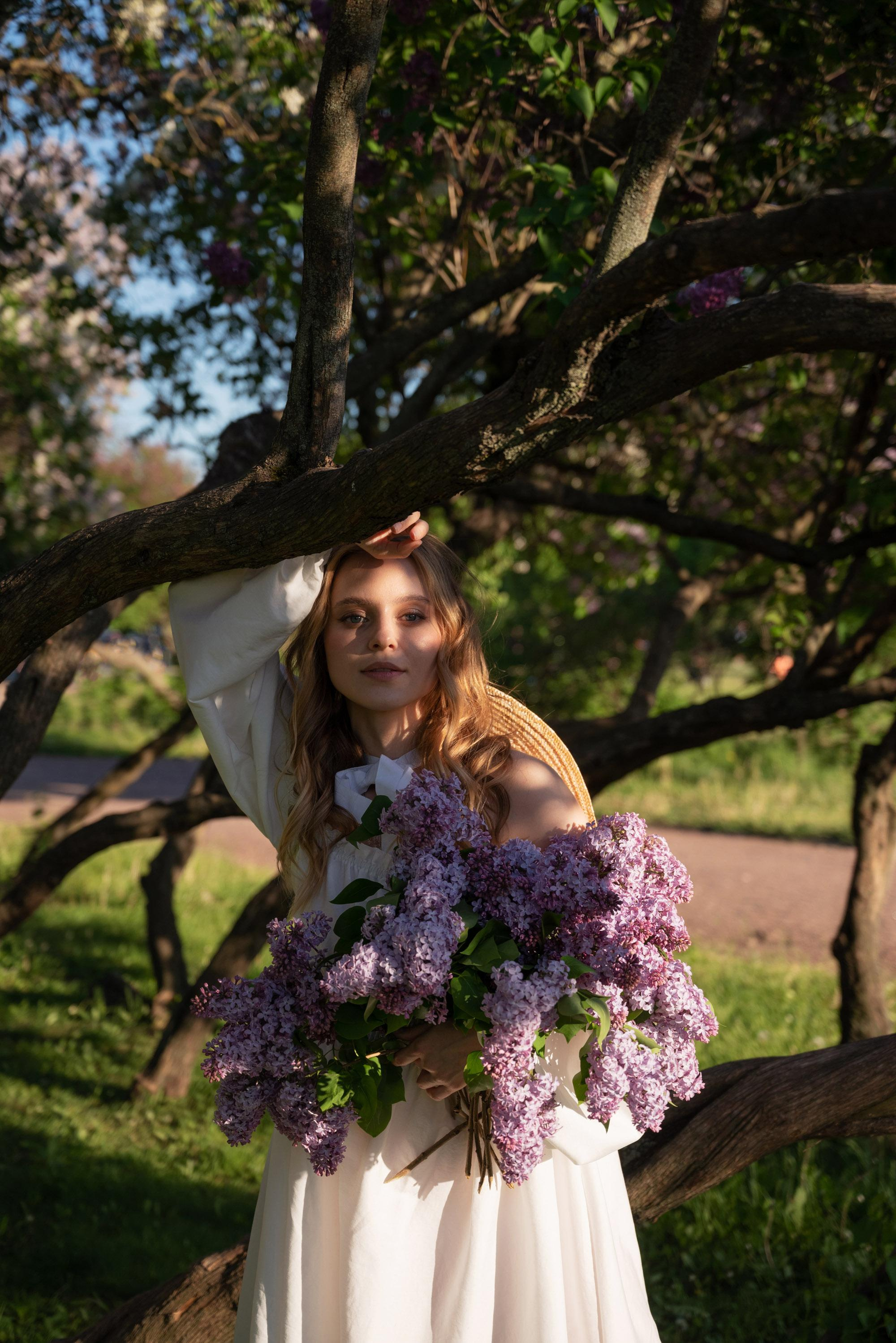 Цветущая сирень. Свадебный фотограф в Санкт-Петербурге Владислава Тюльпина