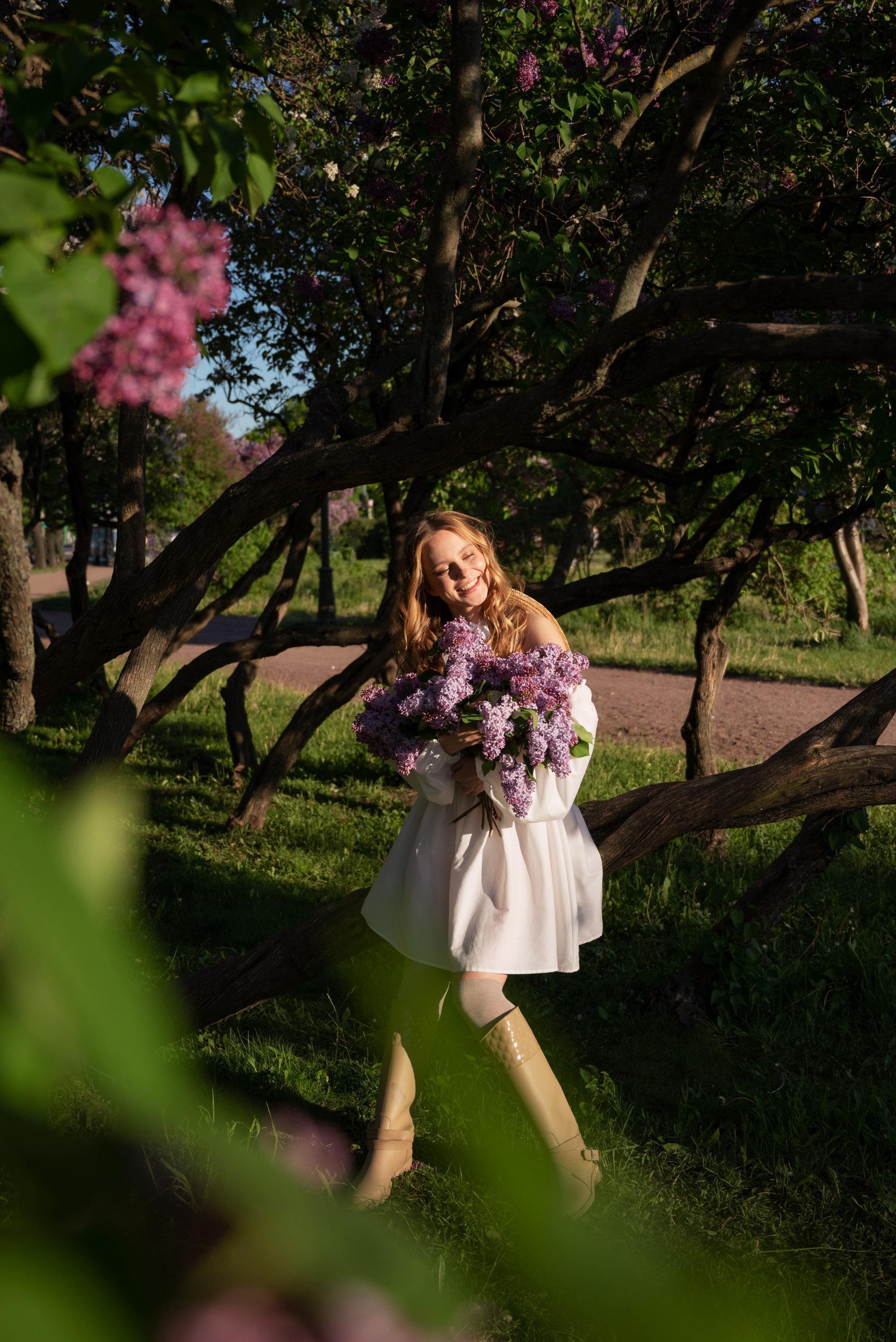 Цветущая сирень. Свадебный фотограф в Санкт-Петербурге Владислава Тюльпина