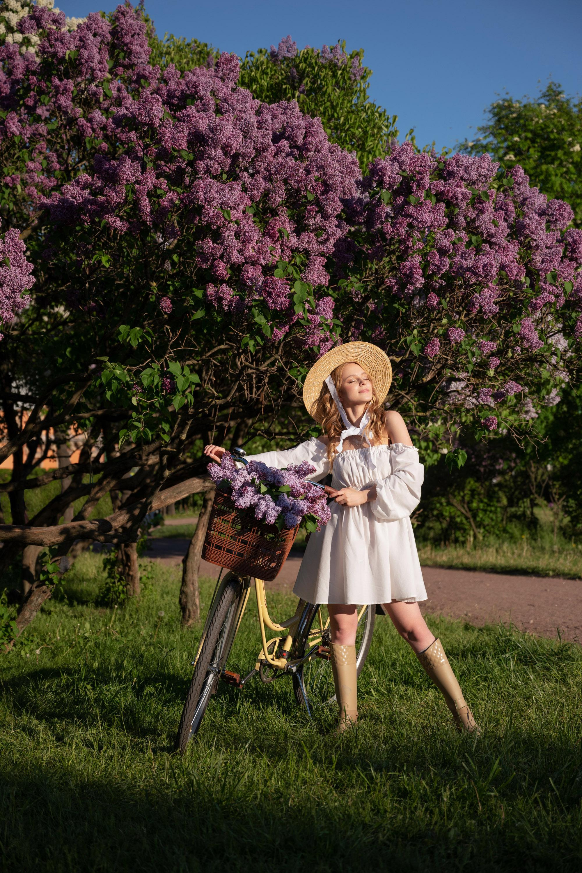 Цветущая сирень. Свадебный фотограф в Санкт-Петербурге Владислава Тюльпина