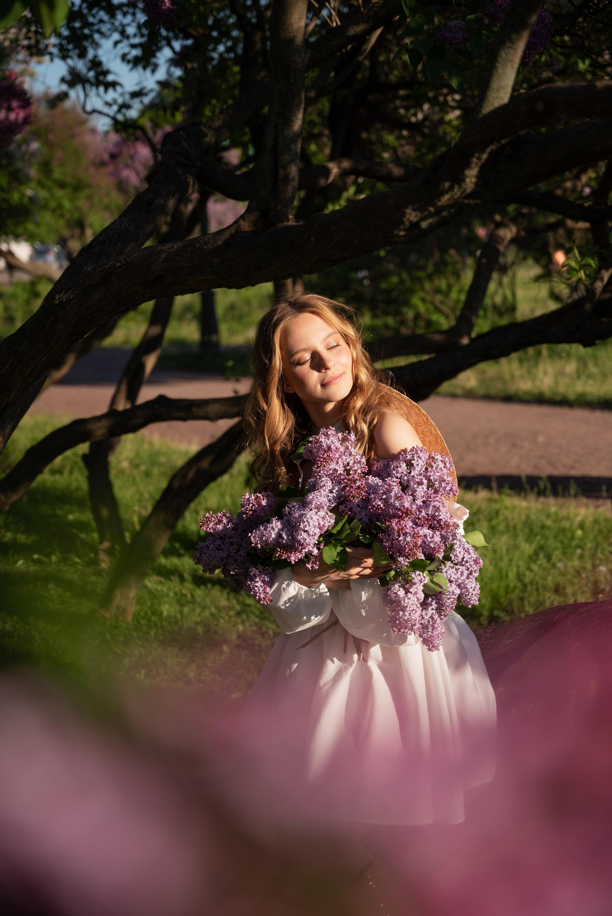 Цветущая сирень. Свадебный фотограф в Санкт-Петербурге Владислава Тюльпина