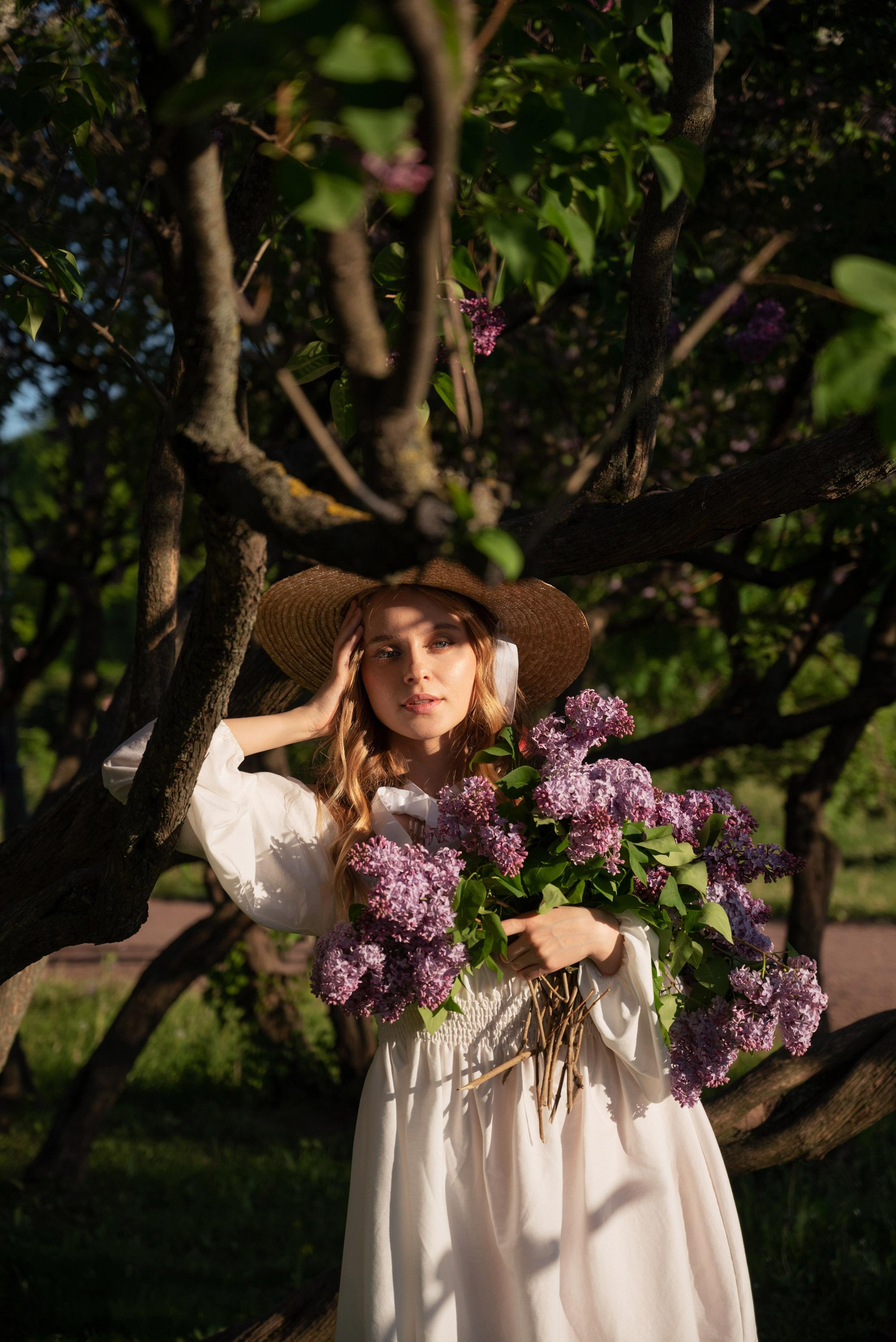 Цветущая сирень. Свадебный фотограф в Санкт-Петербурге Владислава Тюльпина
