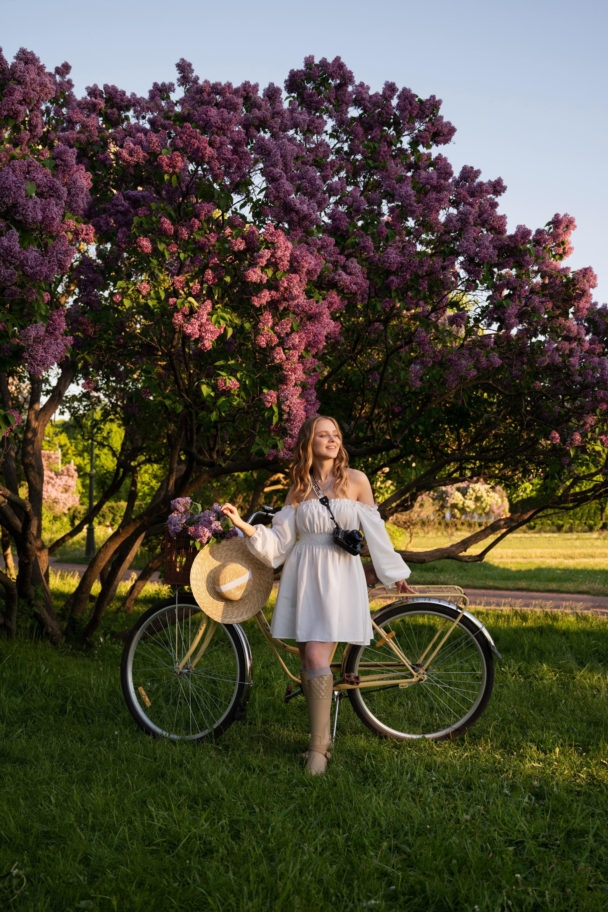 Цветущая сирень. Свадебный фотограф в Санкт-Петербурге Владислава Тюльпина