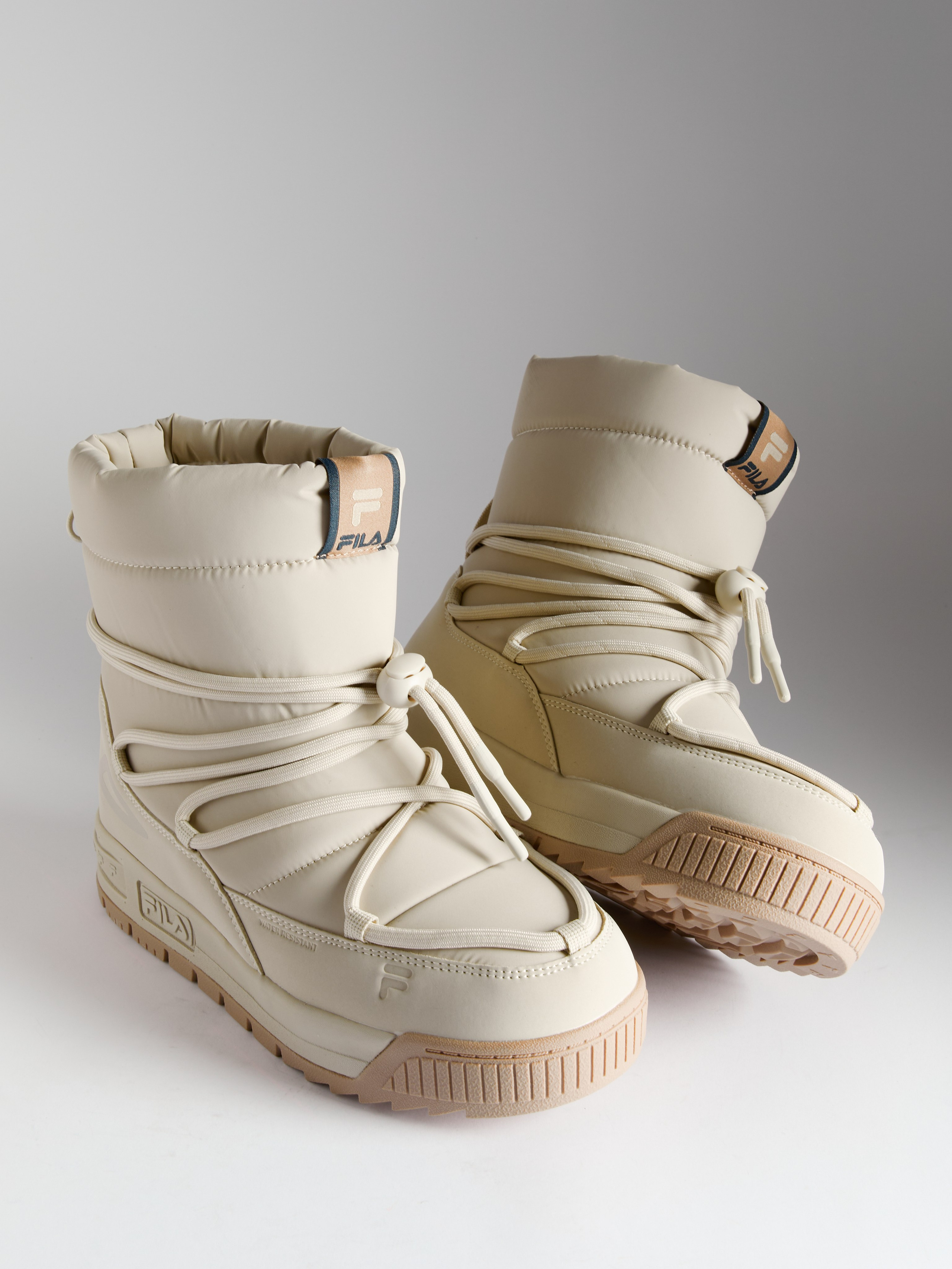 Предметный фотограф в Москве Евгений Шубин