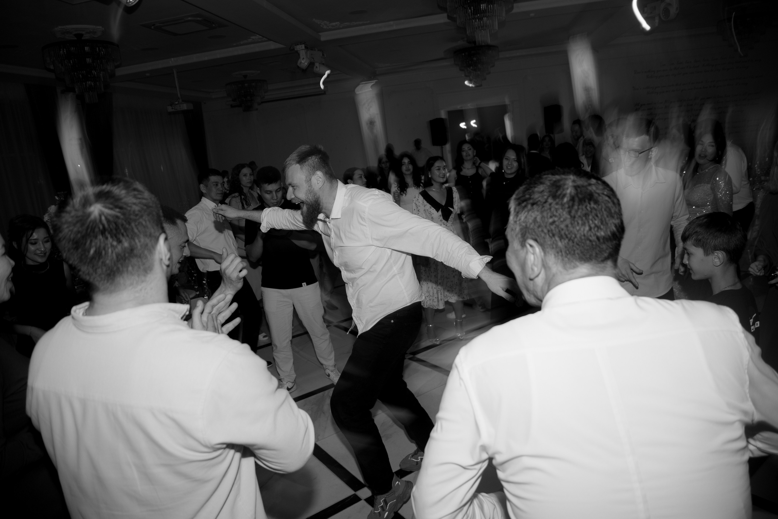 Тимур и Азалия. Женский, семейный и свадебный фотограф в Астрахани Виктория Бузаева