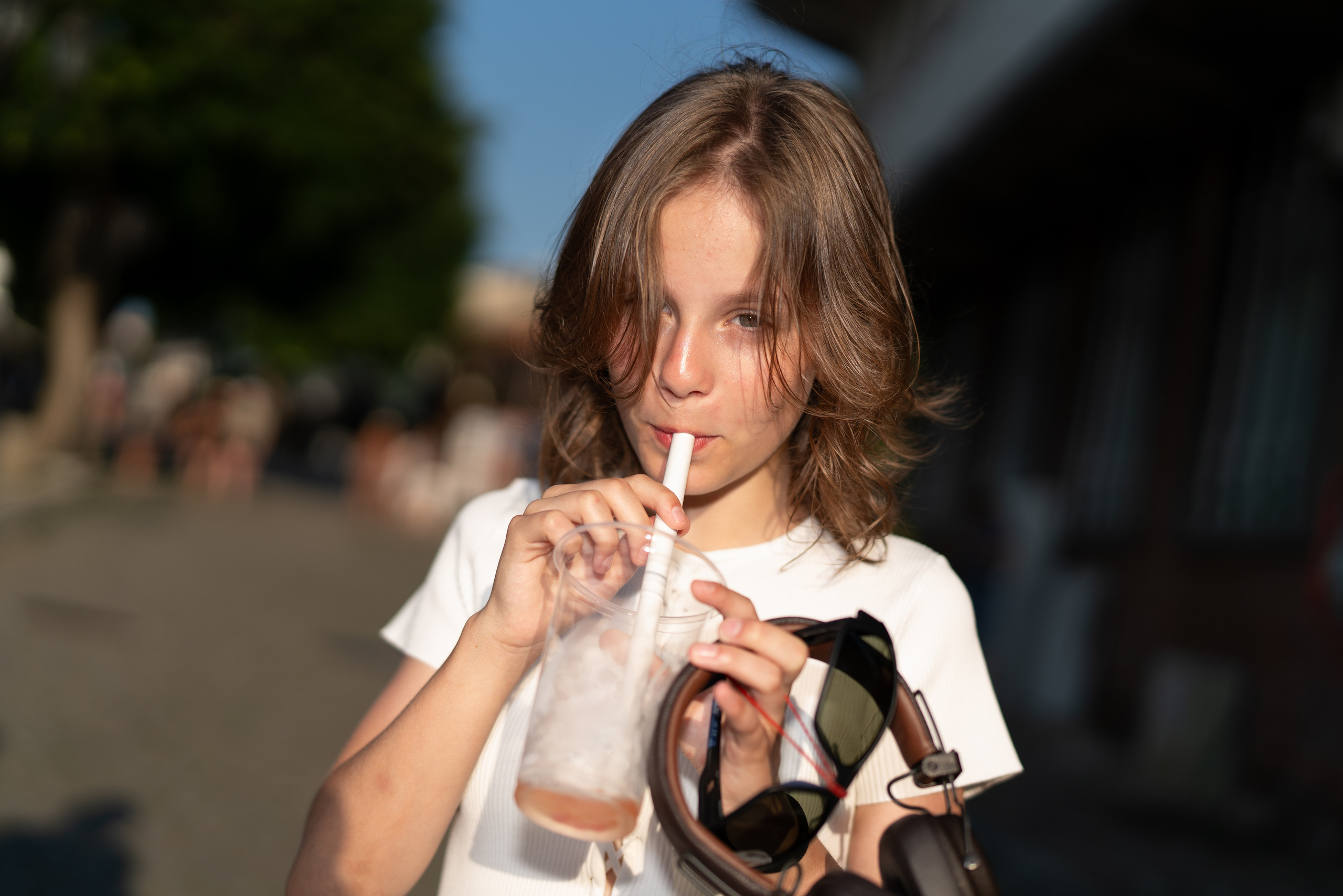 ПОРТРЕТЫ. ПОБУДЬ ЗДЕСЬ И ЦЕЛЕЕ БУДЕТ ЭТОТ МИР