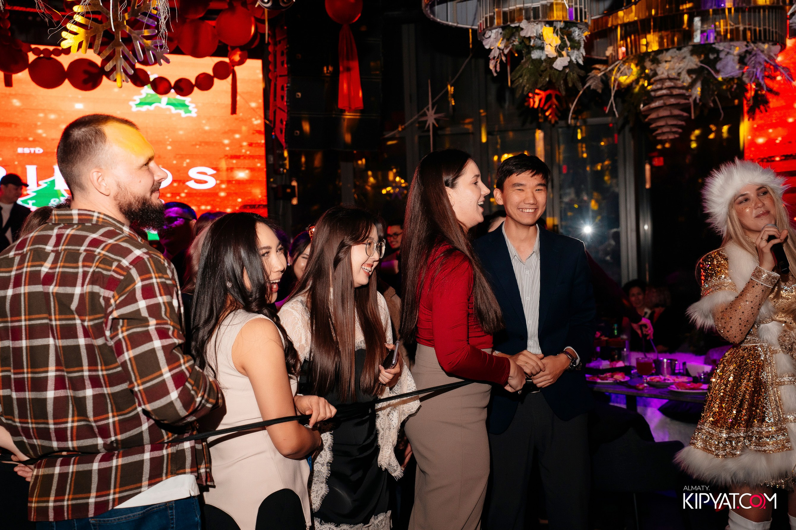 FRIENDS BAR & TERRACE. КИПЯТКОМ АЛМАТЫ! Фотосъемка мероприятий в Алматы