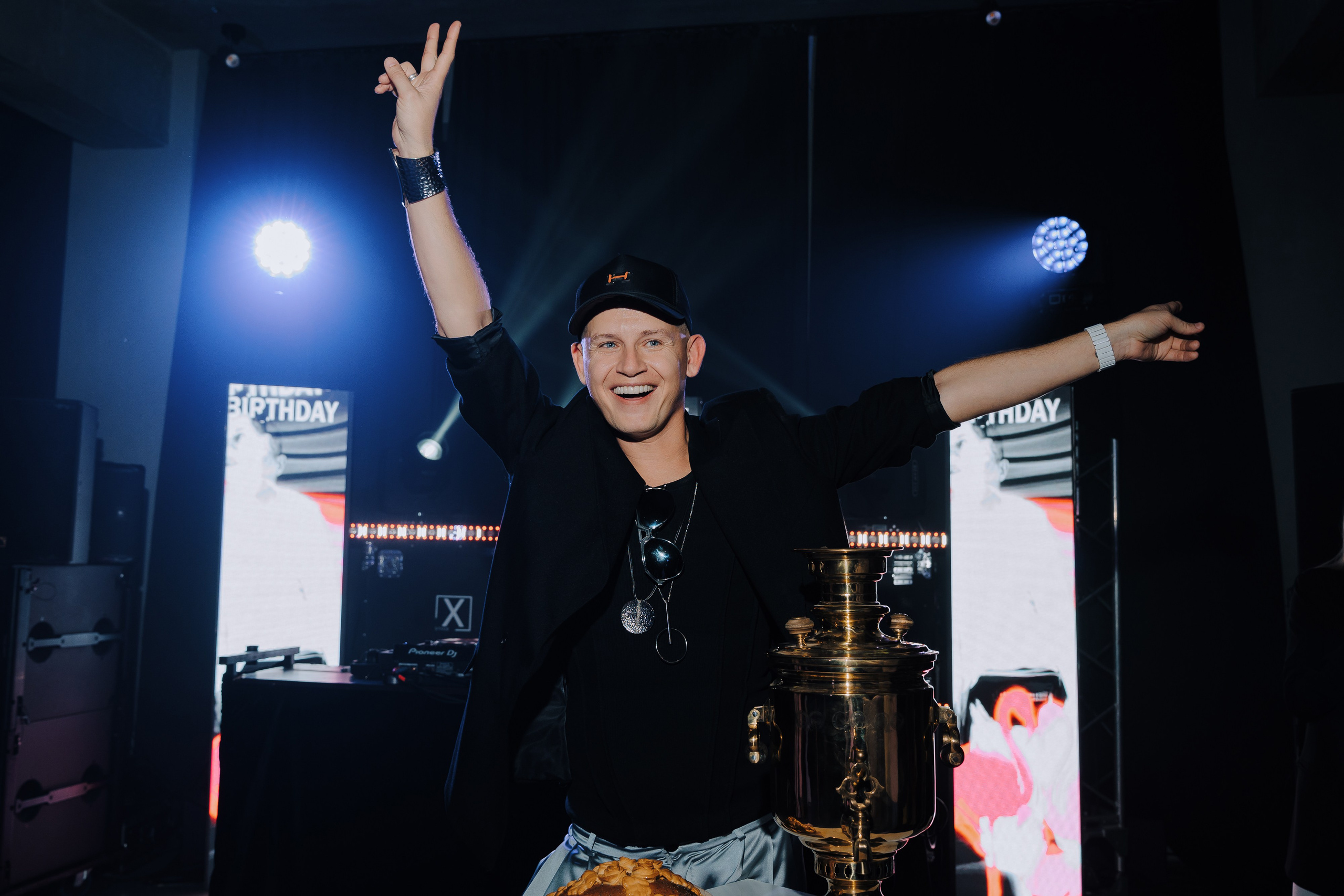 ДЕНЬ РОЖДЕНИЯ ВАСИЛИЯ «ADAGIO». Репортажный фотограф Зуев Роман г. Челябинск