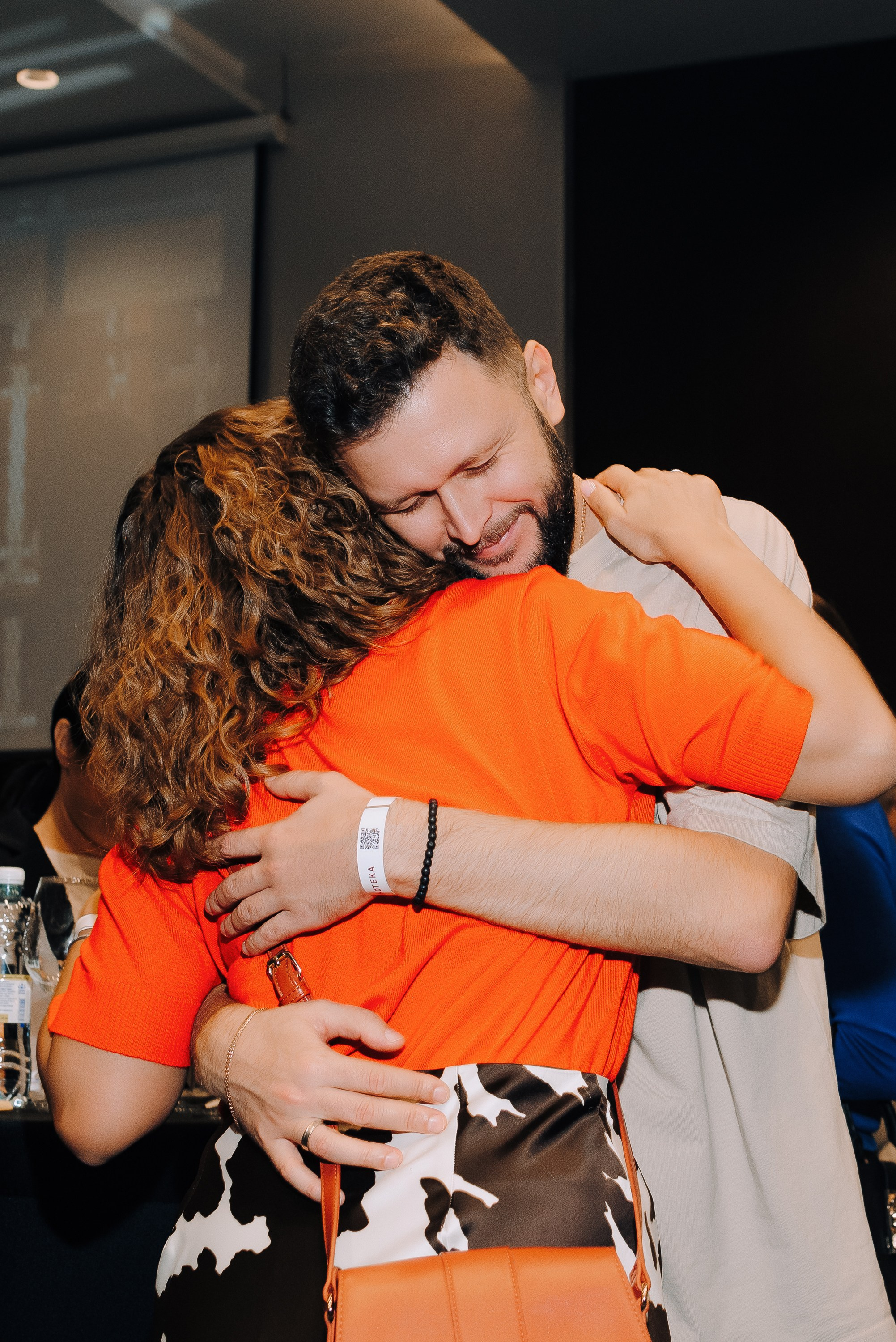 ФЕСТИВАЛЬ ВИНА И КРЕПКИХ НАПИТКОВ МАВТ-ВИНОТЕКА. Репортажный фотограф Зуев Роман г. Челябинск