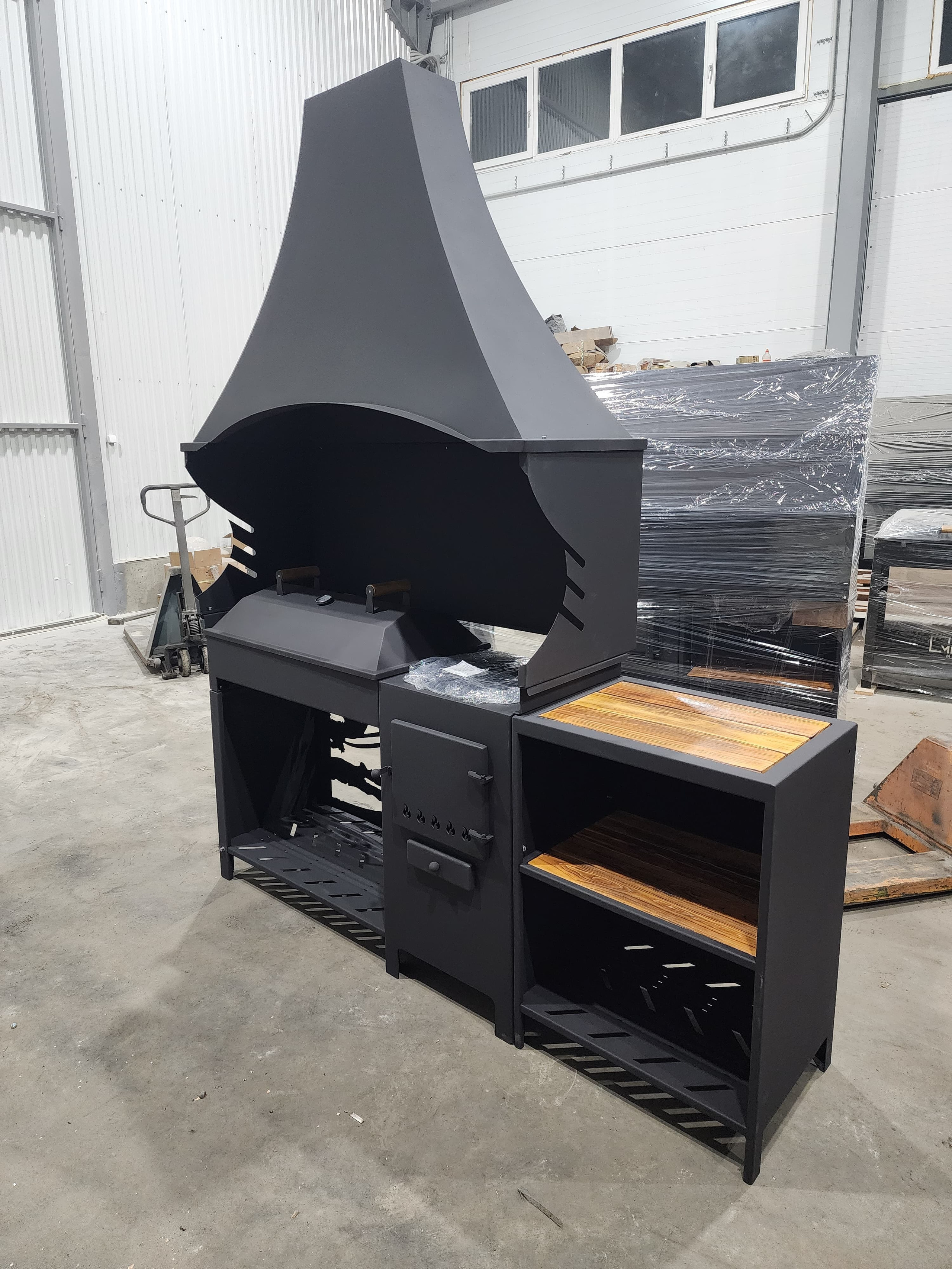 «Джета» с вытяжным зонтом. Купить / заказать мангал для дома в Краснодаре от производителя «Мангал Мастер»