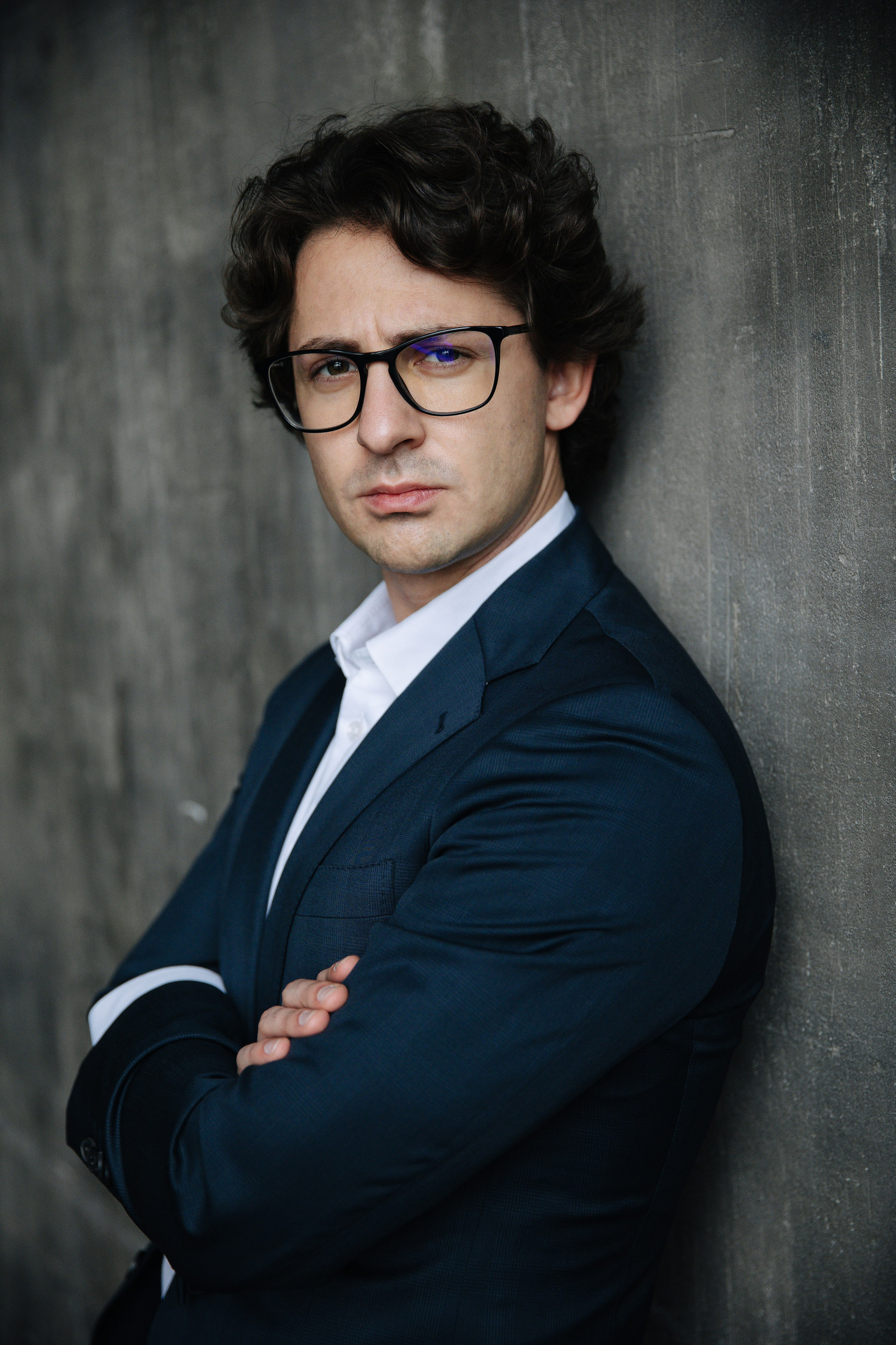 Бизнес портерт для эксперта. Бизнес-фотограф в Москве — Виталий Агабабян