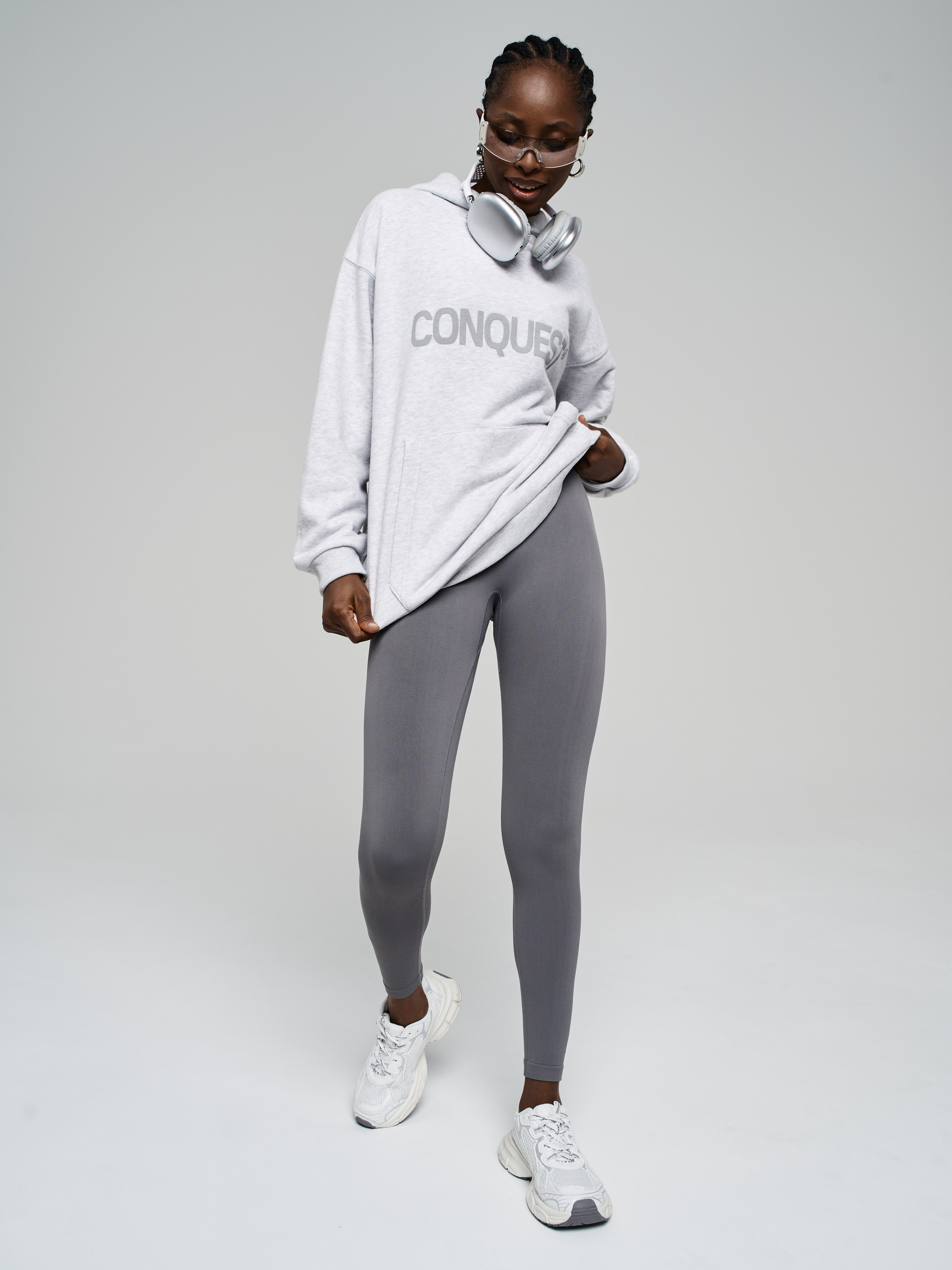 Топ и Кофта. Фотограф для маркетплейсов в Москве