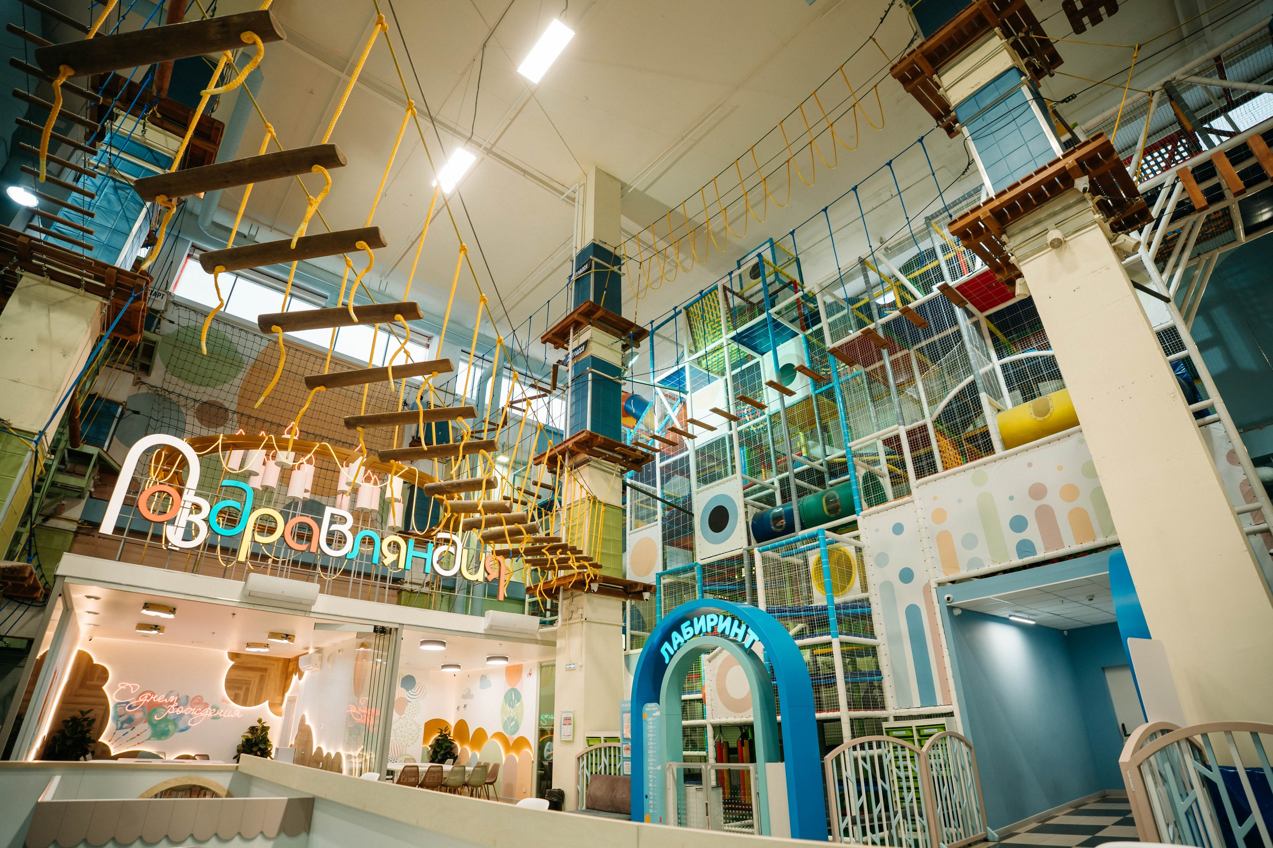 Интерьерная съемка для Мегалэд. Видеограф и Фотограф в Челябинске Ксения и Владимир Рюмины