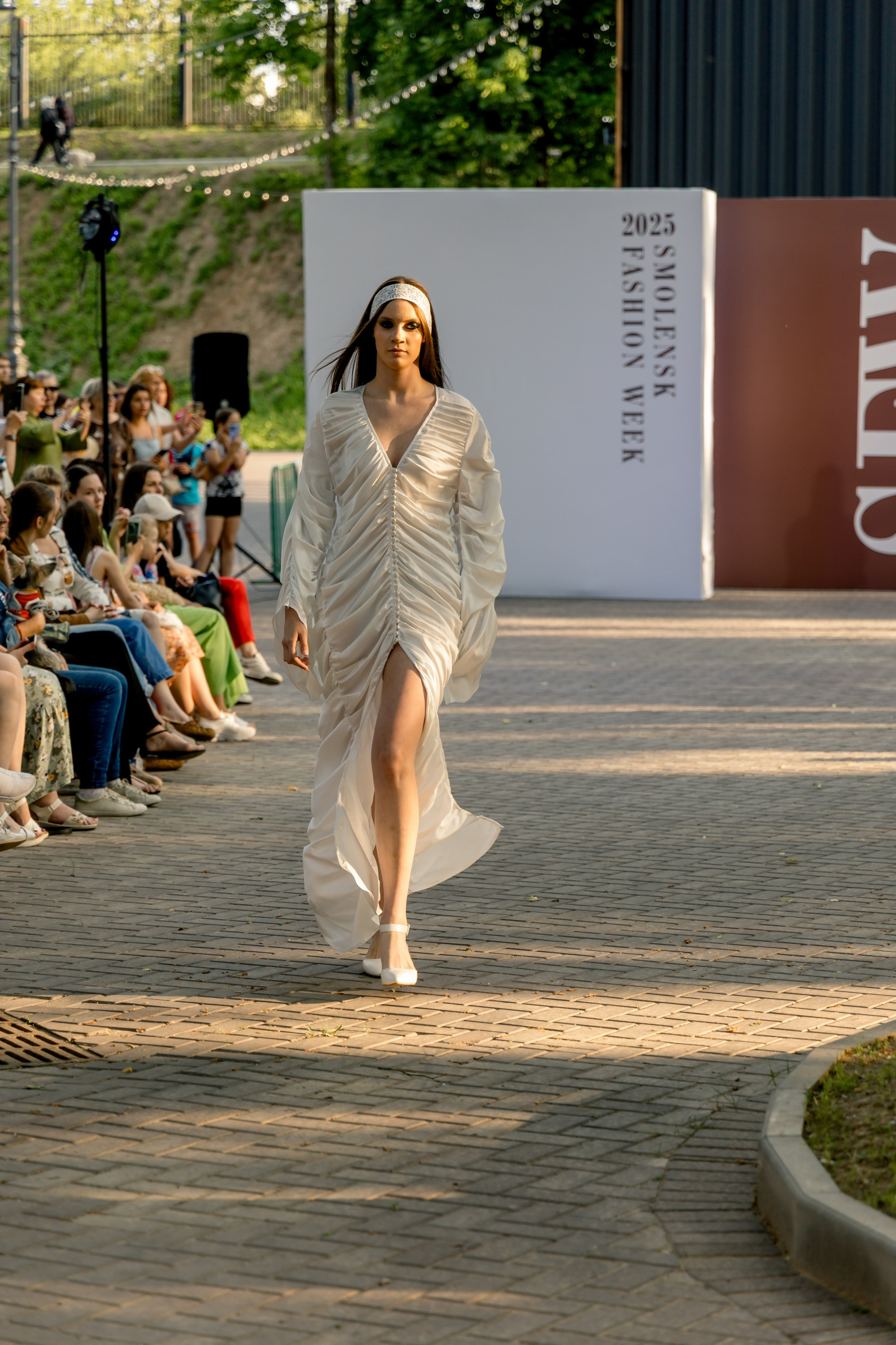 Smolensk Fashion Week 2025_показы_ДЕНЬ 1_ВЕЧЕРНИЙ ПОКАЗ_19:00. Главная