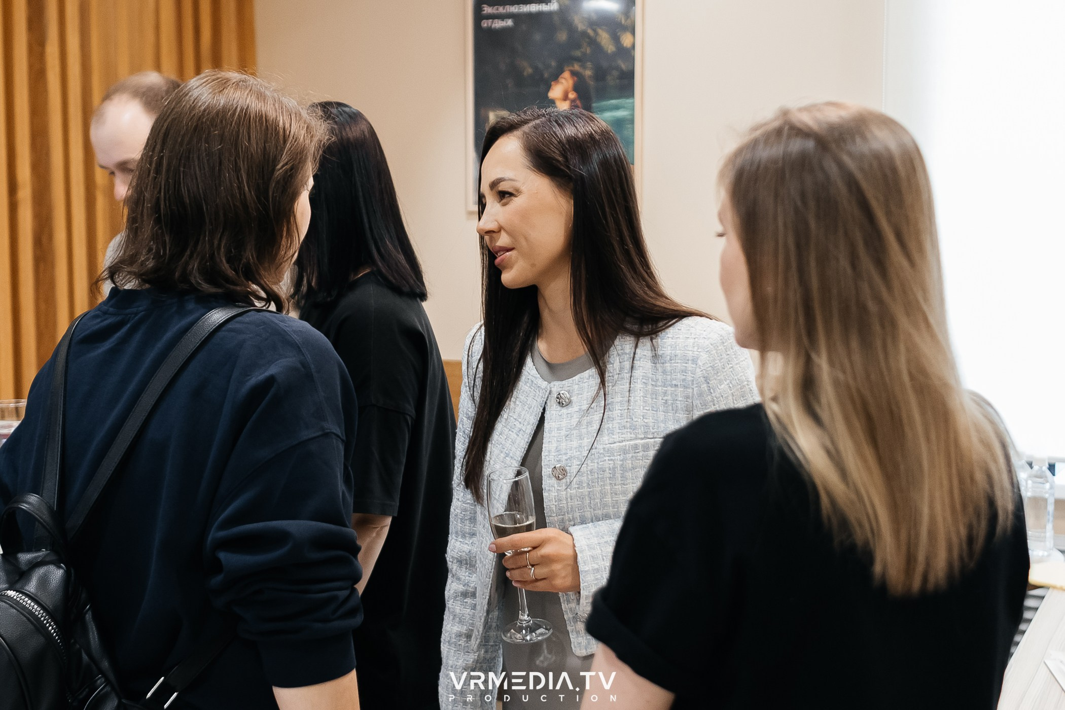 Business travel brunch