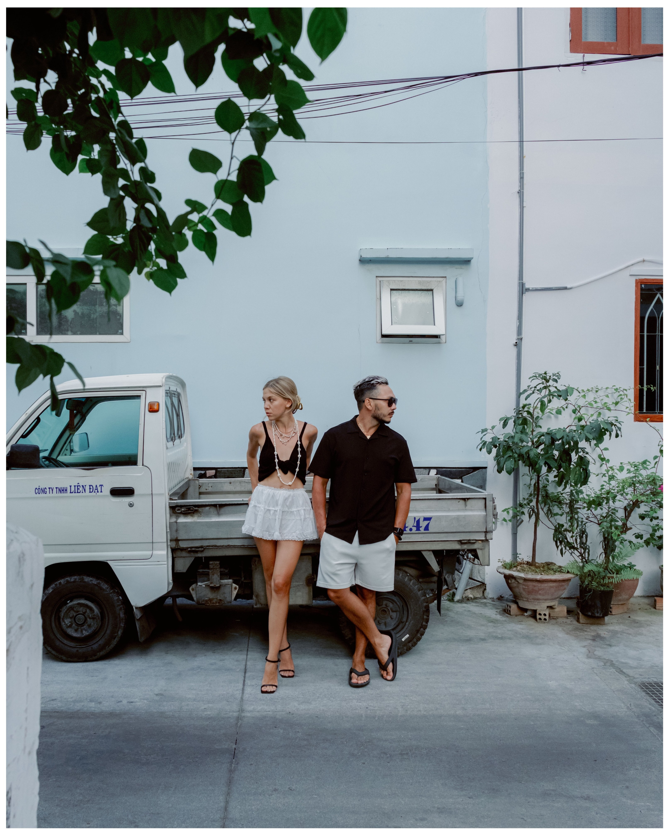Rasilya and Ildar. An hour before sunset. Portrait photographer Nha Trang | Julia Meshanina