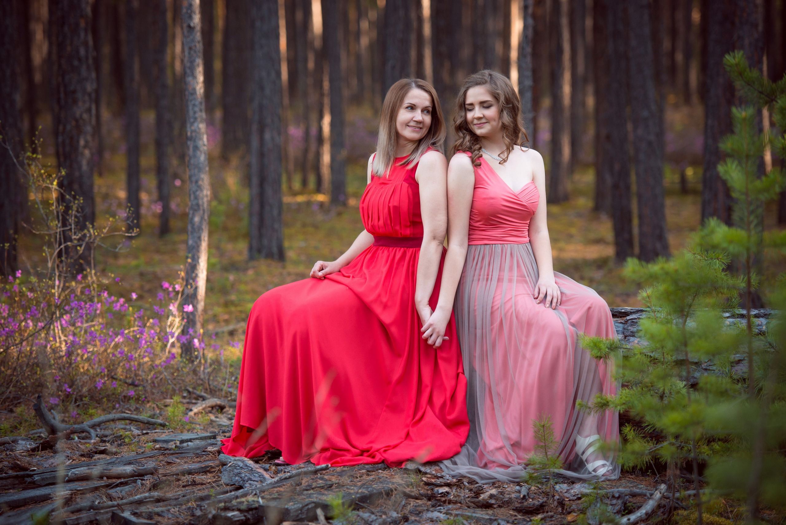 Екатерина и Мария Глотовы. Татьяна Гойда портретный и семейный фотограф Ленск. Выпускные альбомы