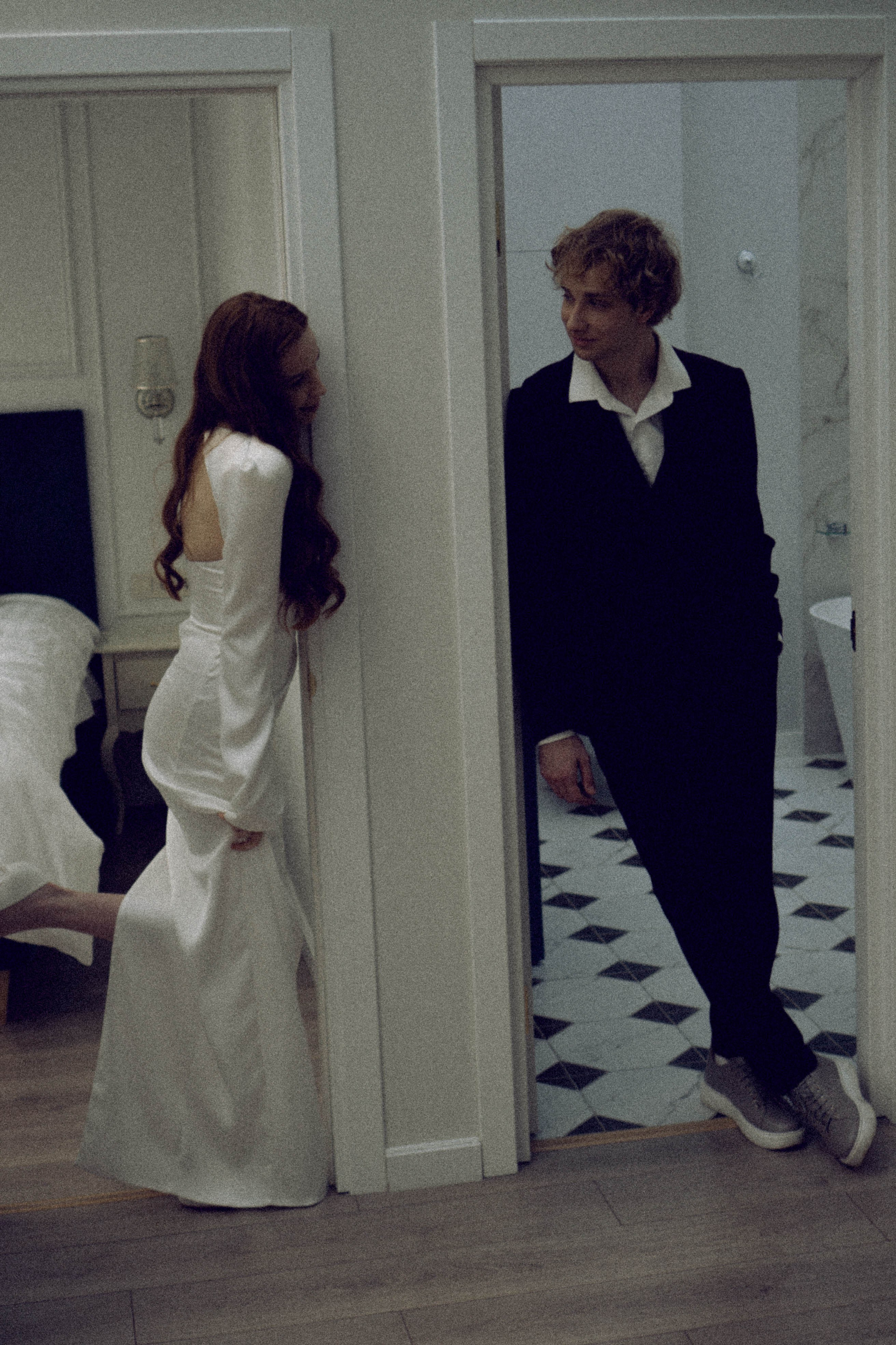 СВАДЕБНАЯ СЬЕМКА В ОТЕЛЕ. СБОРЫ ЖЕНИХА И НЕВЕСТЫ И ТАКЖЕ ТОР И ПОДГОТОВКА К ПРОГУЛКЕ. Профессиональный фотограф, Санкт-Петербург — Виктория Богомолова