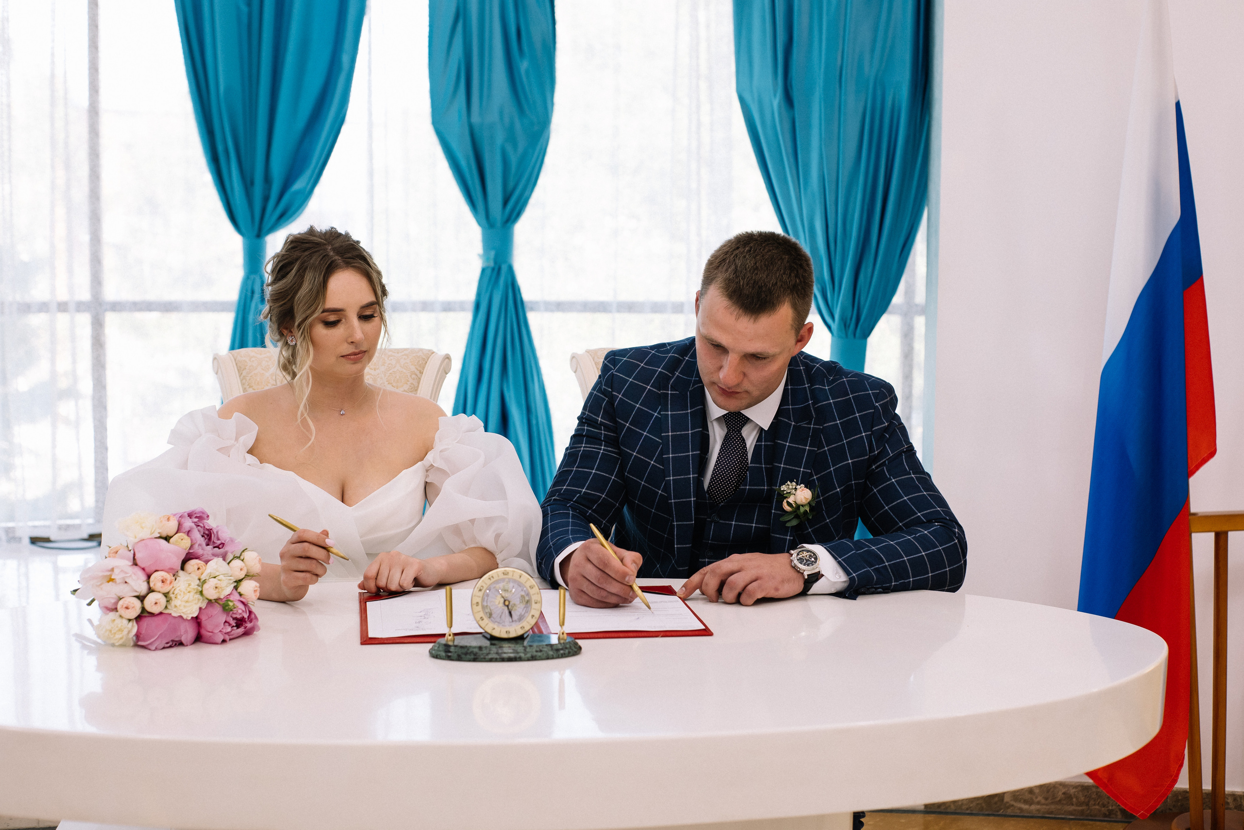 Свадебная прогулка+загс. Фотограф в Иркутске