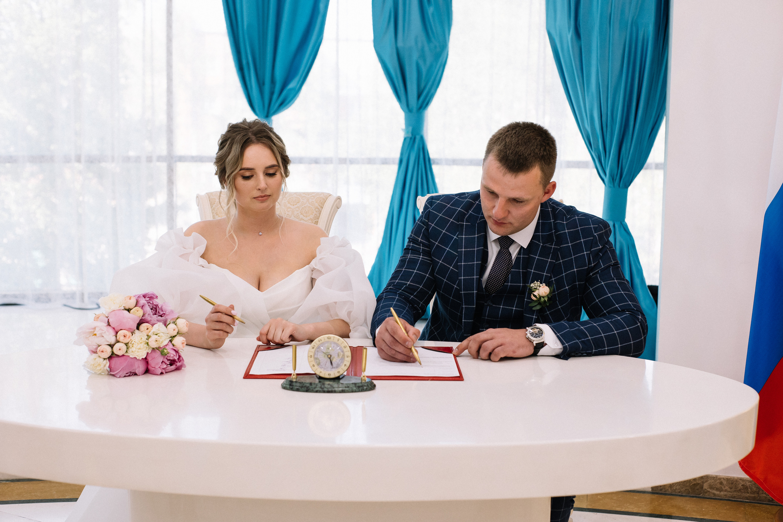 Свадебная прогулка+загс. Фотограф в Иркутске