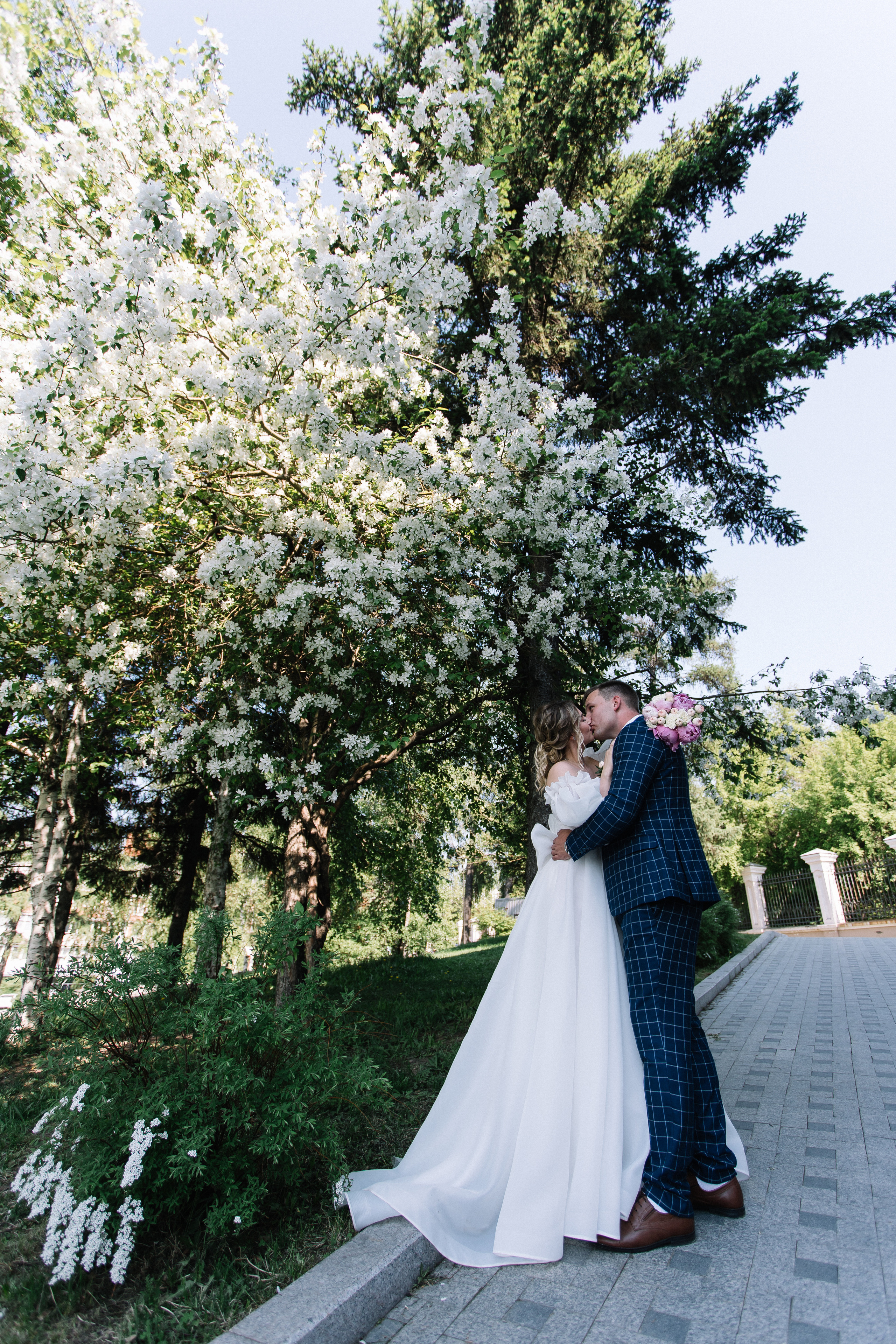 Свадебная прогулка+загс. Фотограф в Иркутске