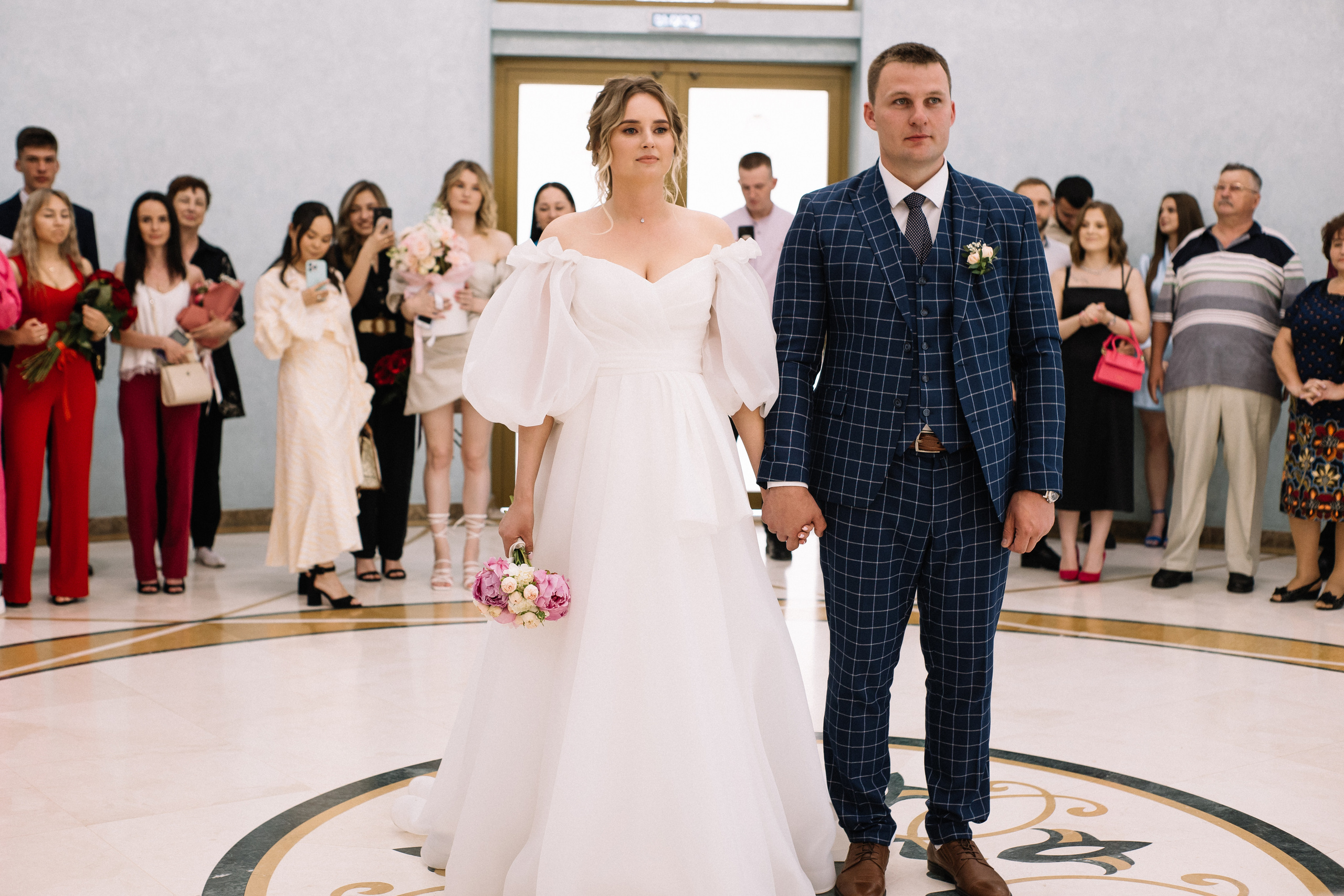 Свадебная прогулка+загс. Фотограф в Иркутске