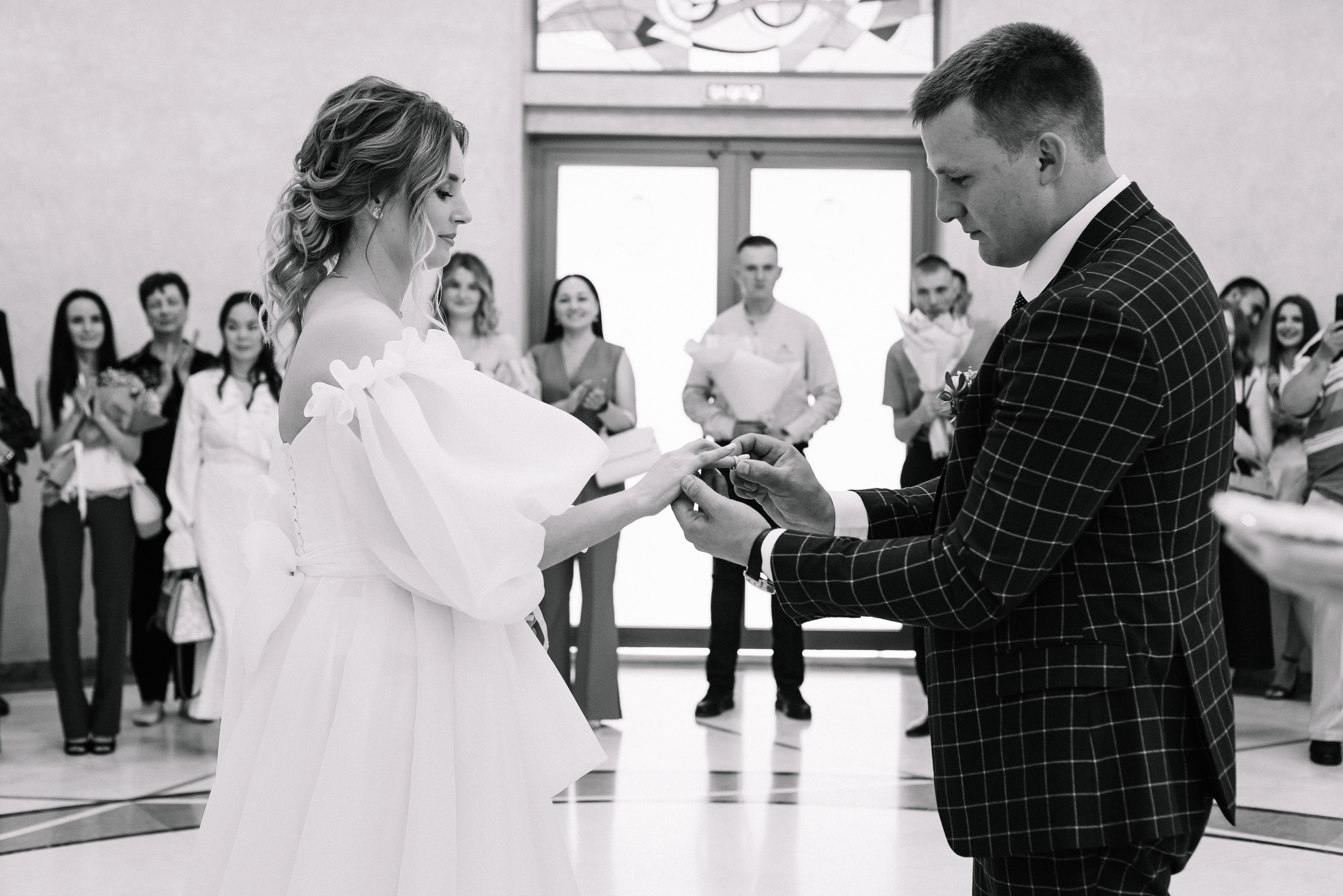 Свадебная прогулка+загс. Фотограф в Иркутске