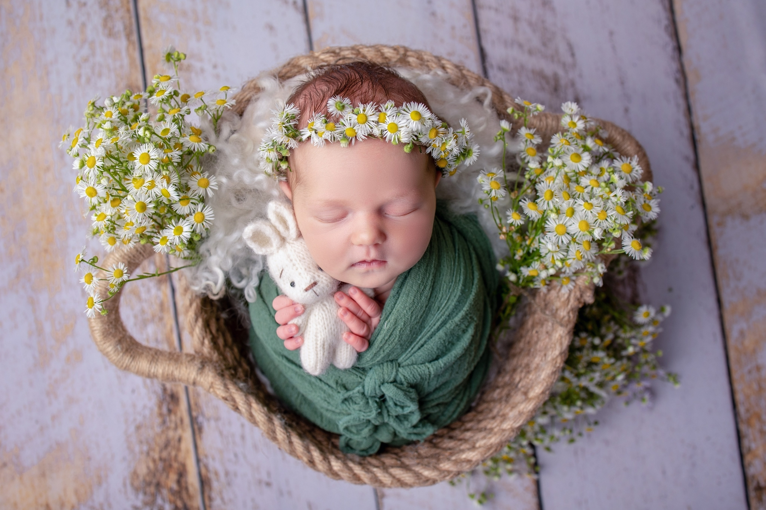 Нежная и милая фотосессия первых дней жизни Вашего ребенка в Минске. Фотограф новорождённых Минск — стоимость newborn фотосессии в Минске