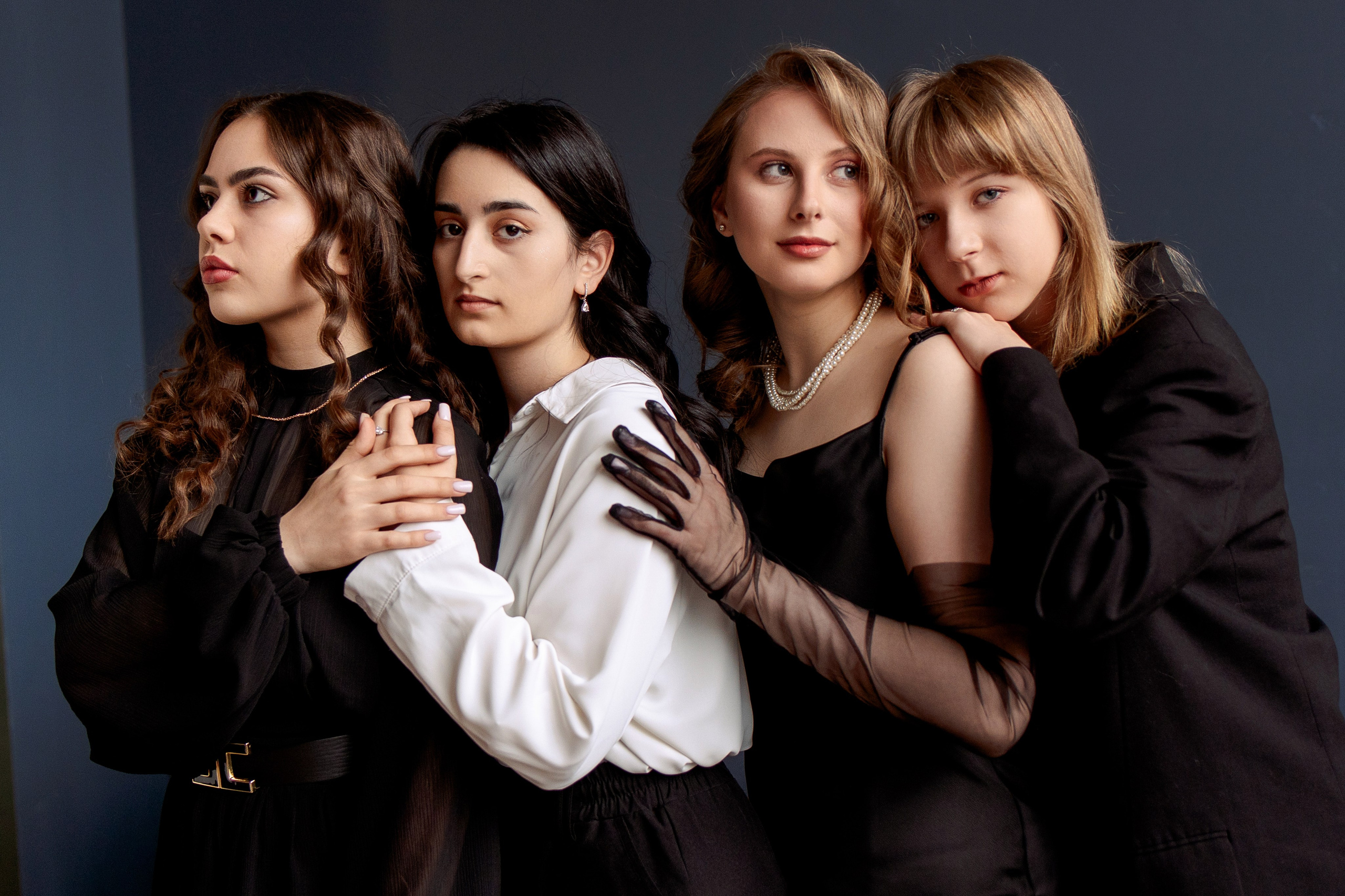 Старшие классы. Выпускные альбомы Зеленоград Москва