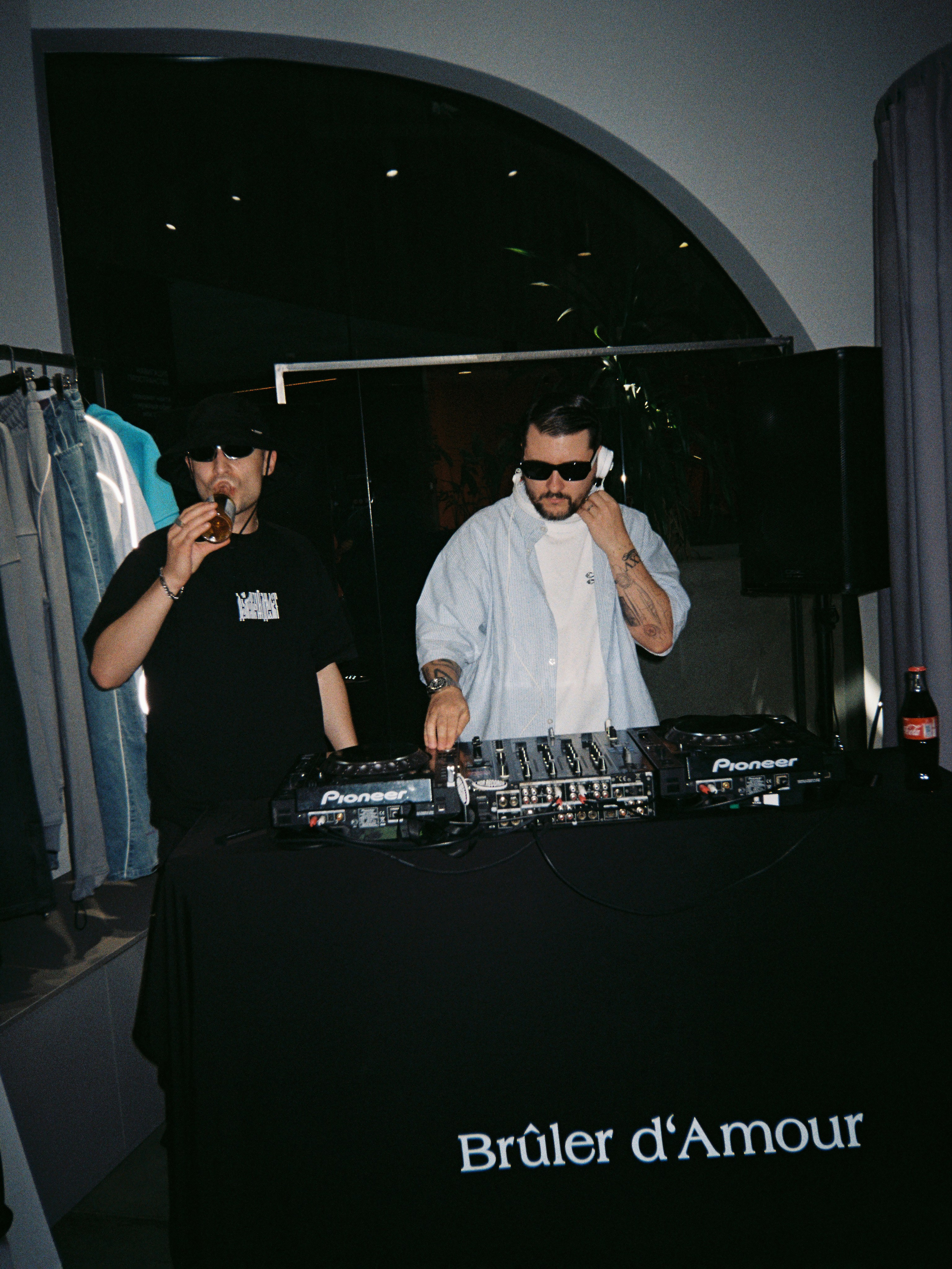 Brûler d'Amour, июль 2025