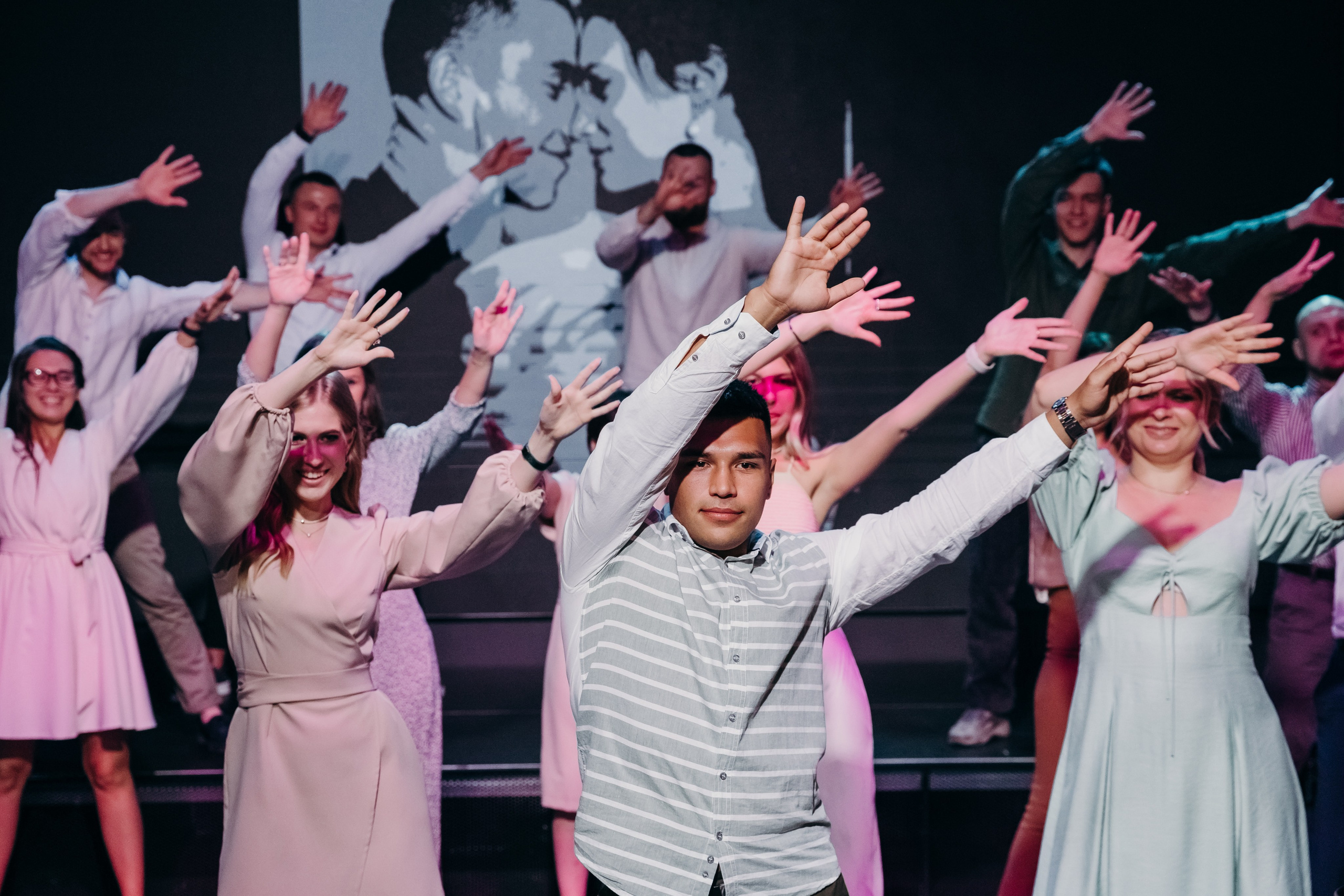 Счастье рядом. Свадебный фотограф-видеограф в Красноярске Евгений Константинопольский