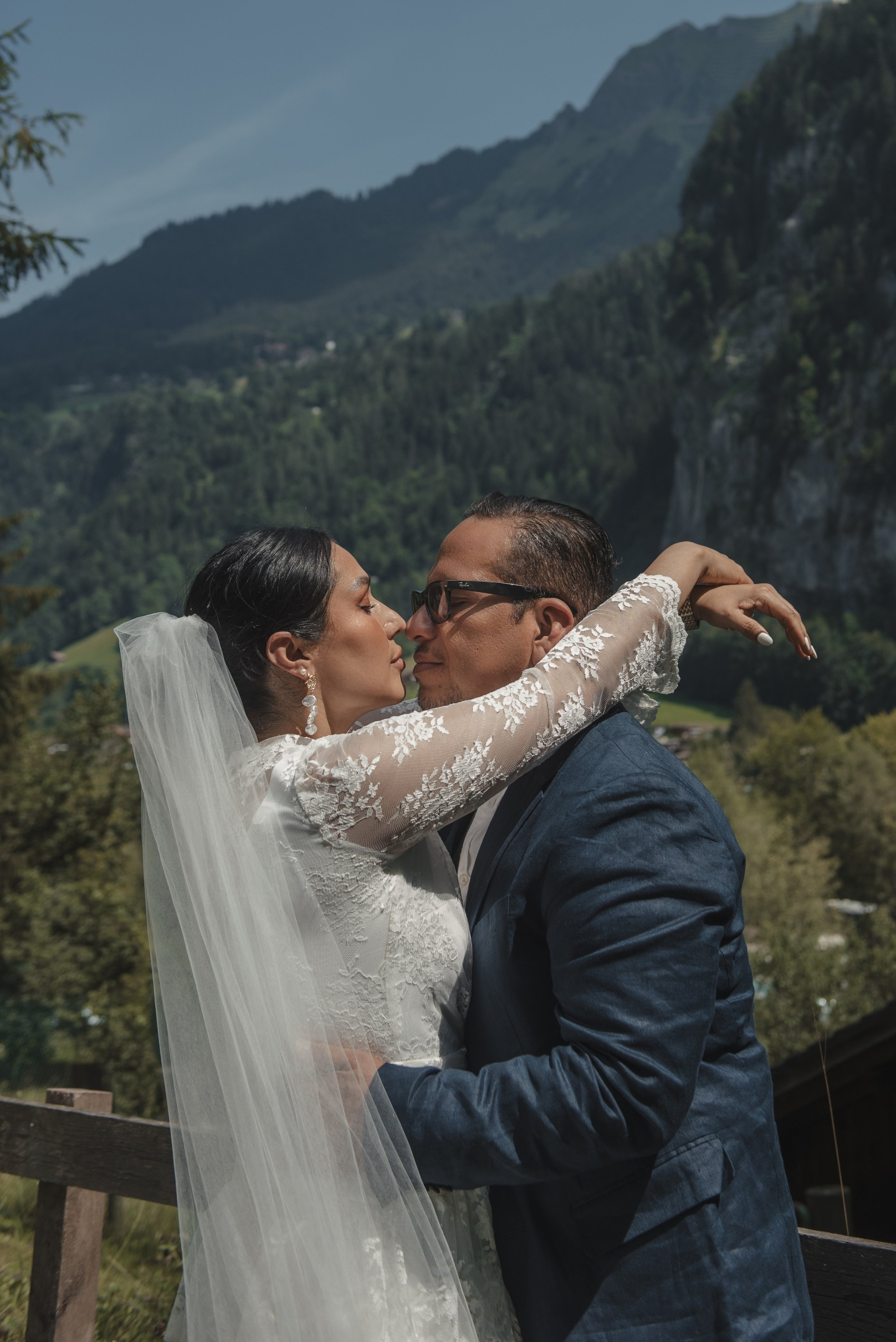 Berta & Orlando (Lauterbrunnen, Switzerland). Photographer in Interlaken area