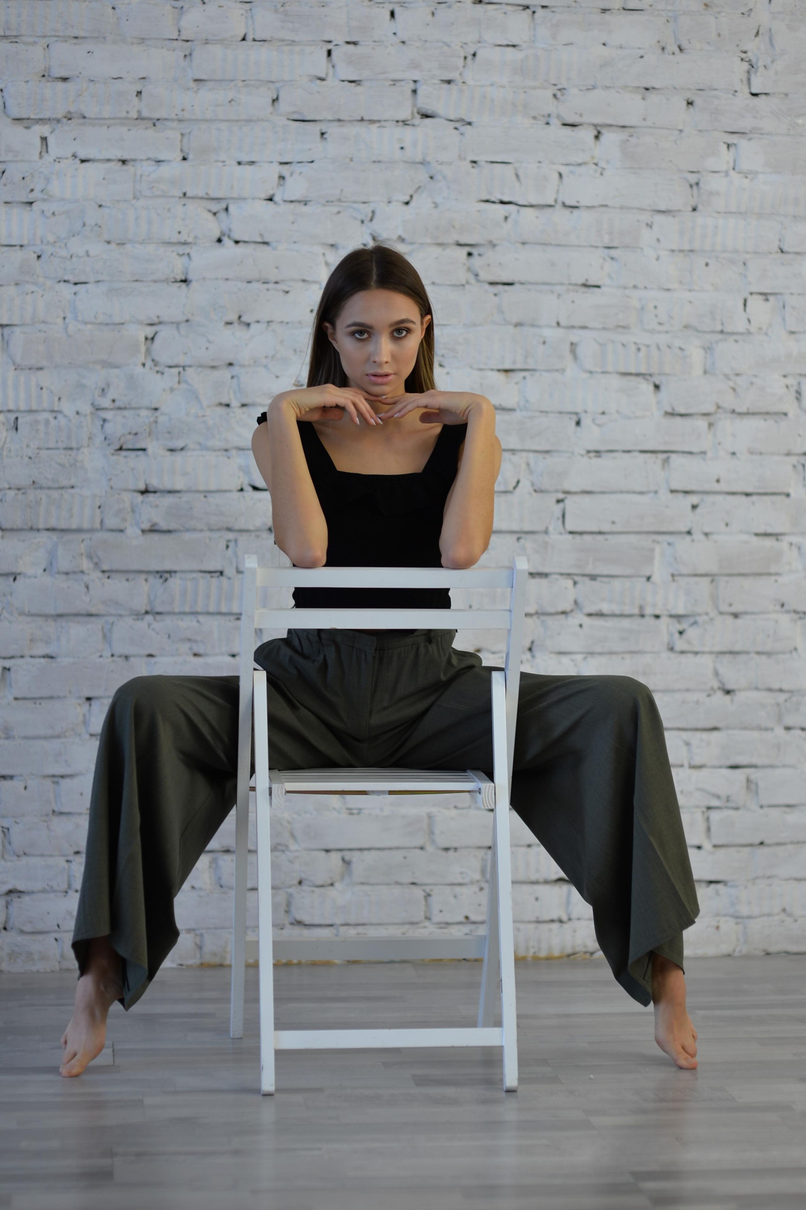 ФОТОСТУДИЯ Photozone БЕЛЫЙ ЗАЛ Md Настя. Фотограф Вячеслав Юдин Владивосток