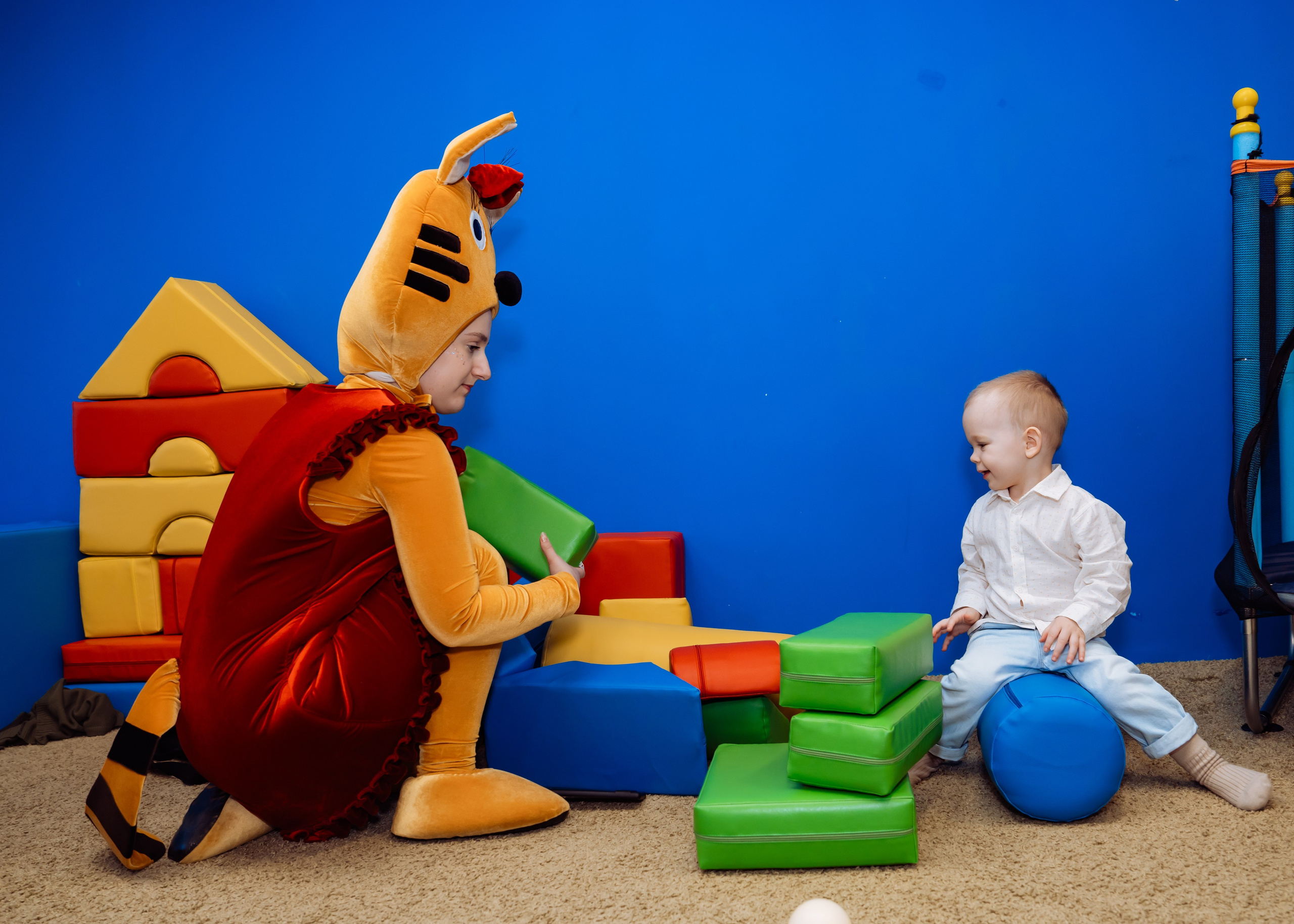 Карамелька в гостях у Романа. Крамер Юлиана детский и семейный фотограф